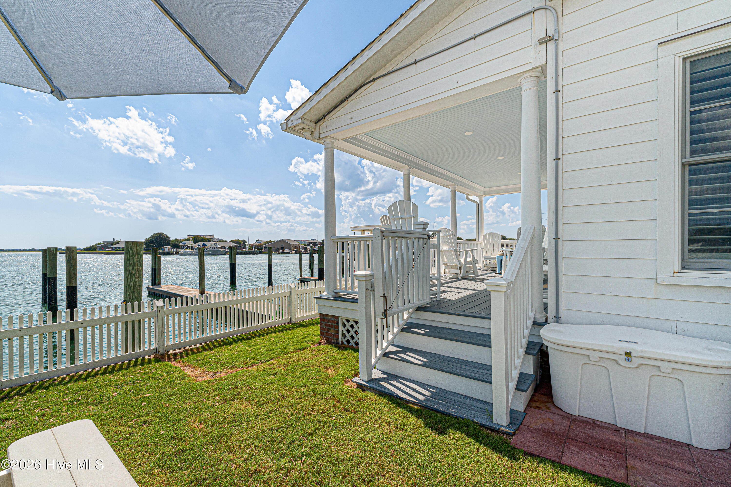 122 Front Street & Slip #5,Beaufort