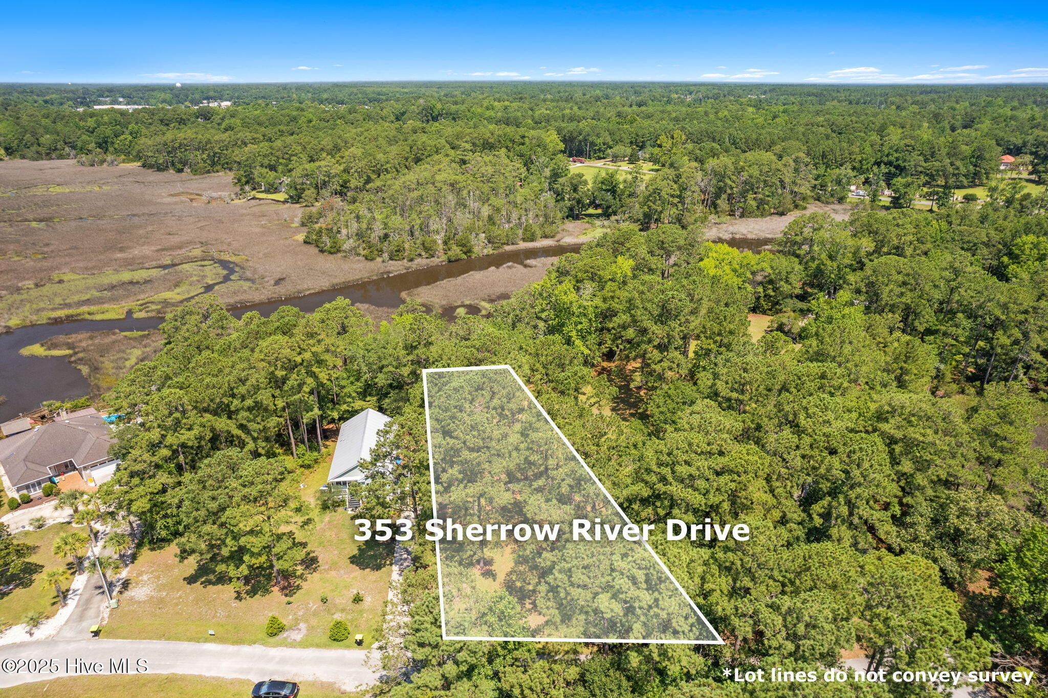 353 Sherrow River Drive SW