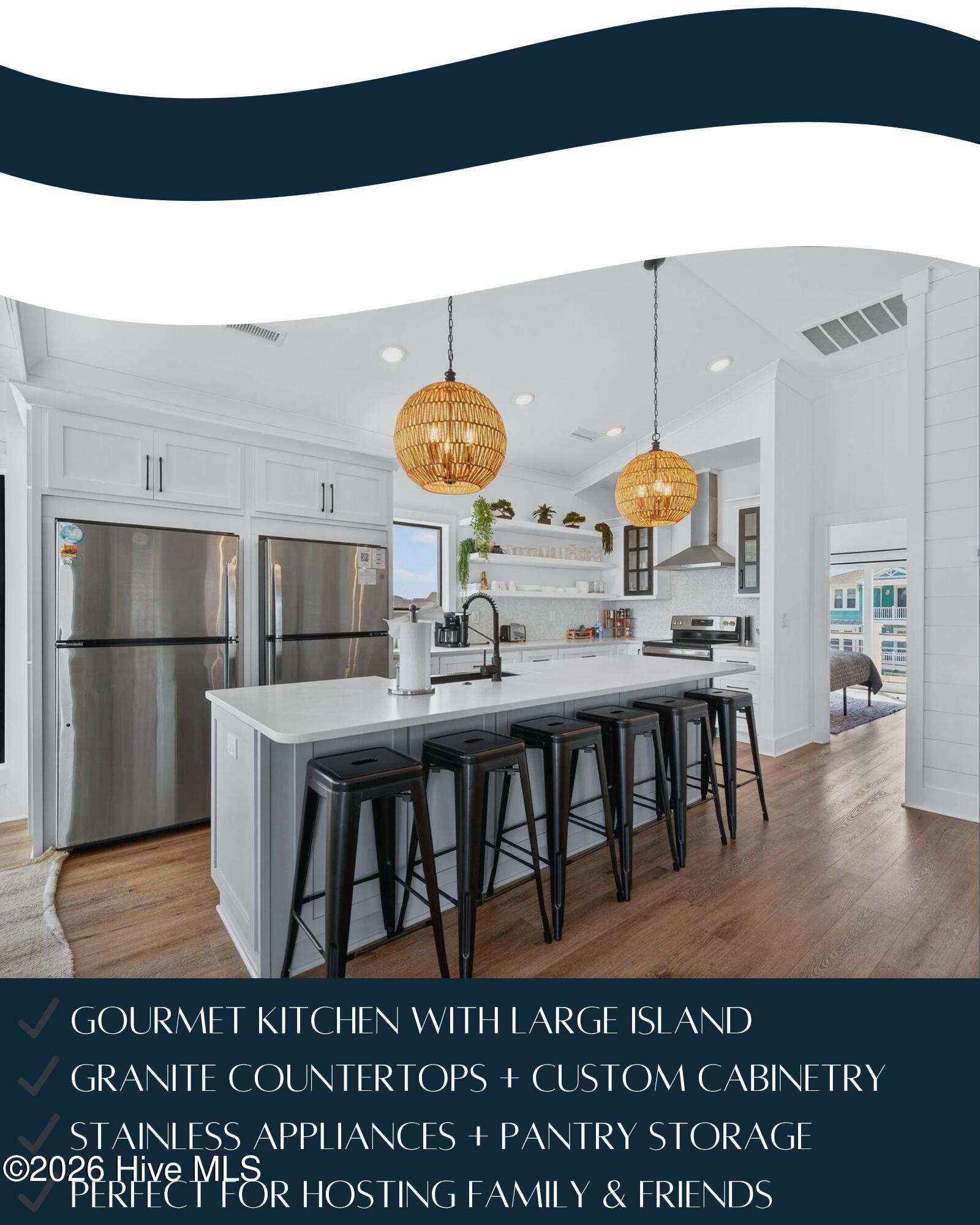 100561676 | Photo 13