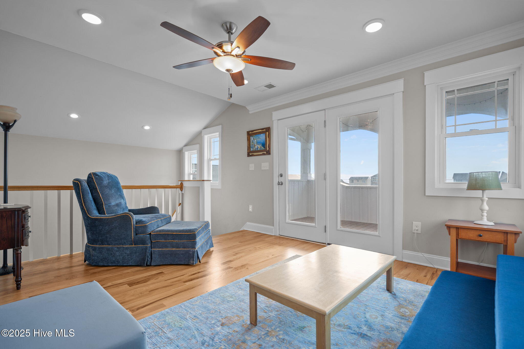 100541907 | Photo 22