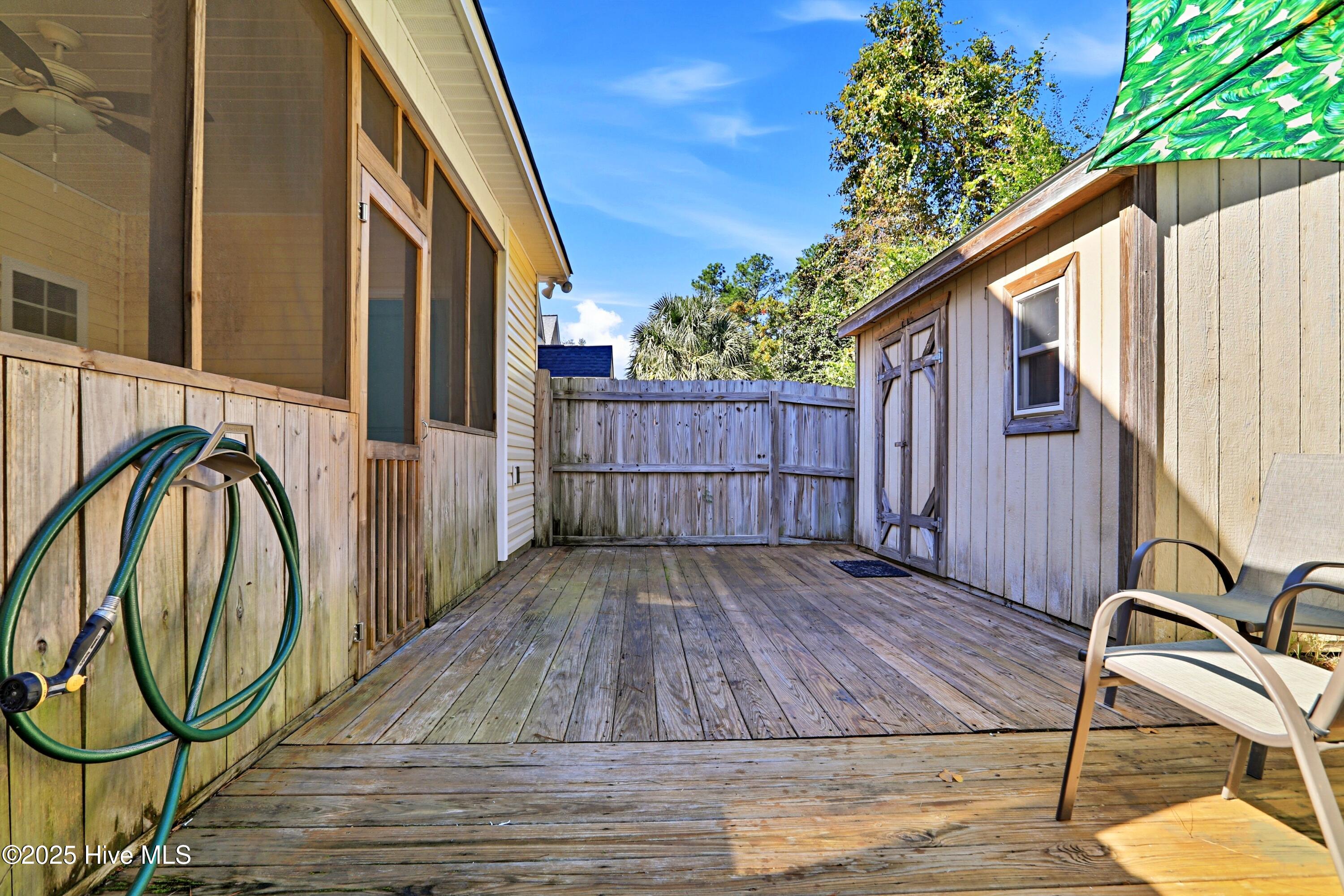 100539974 | Photo 43