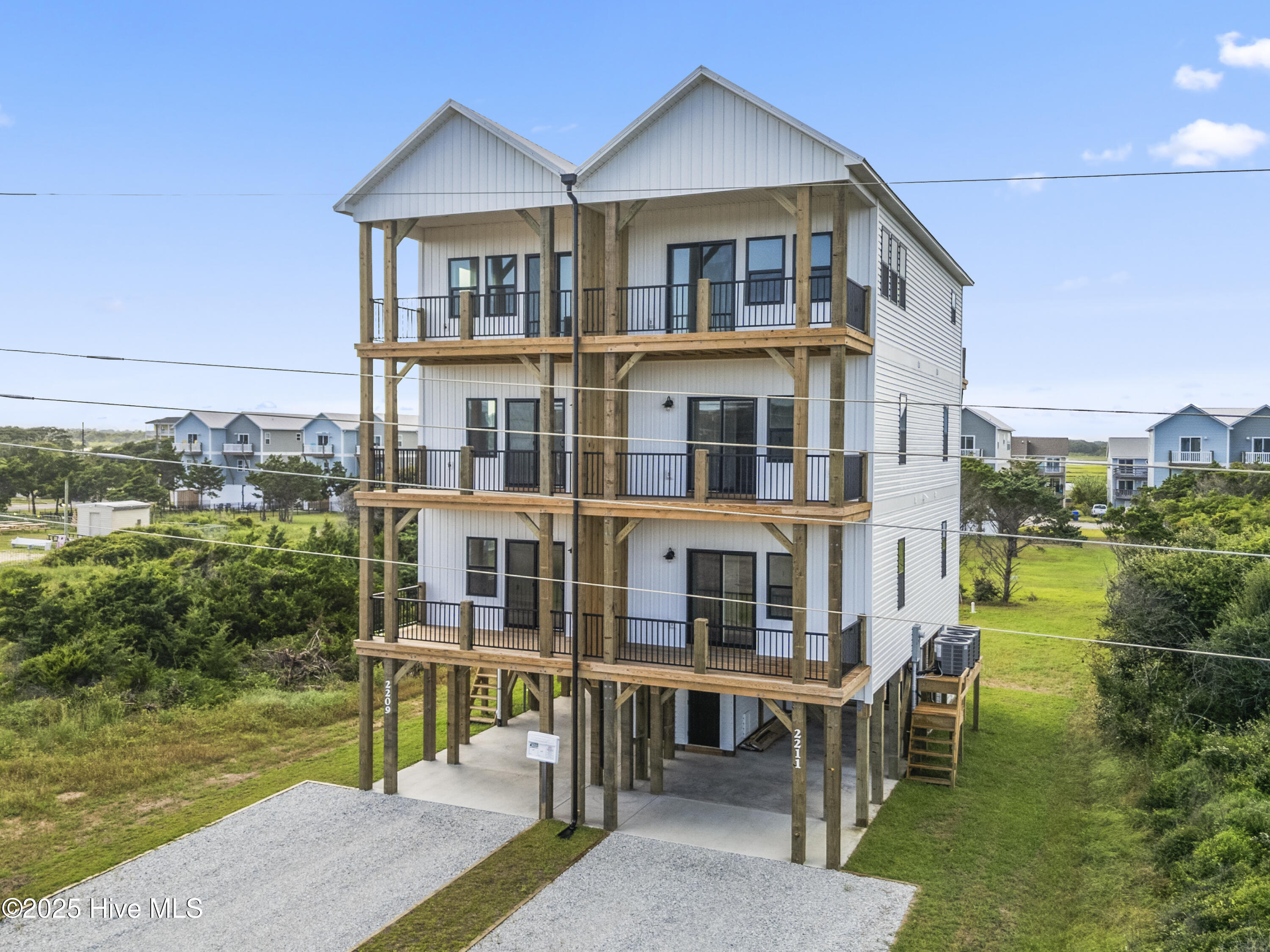Homes for sale in North Topsail Beach, NC | 2211 New River Inlet Rd #18b, North Topsail Beach, NC 28460 | MLS# 100478479