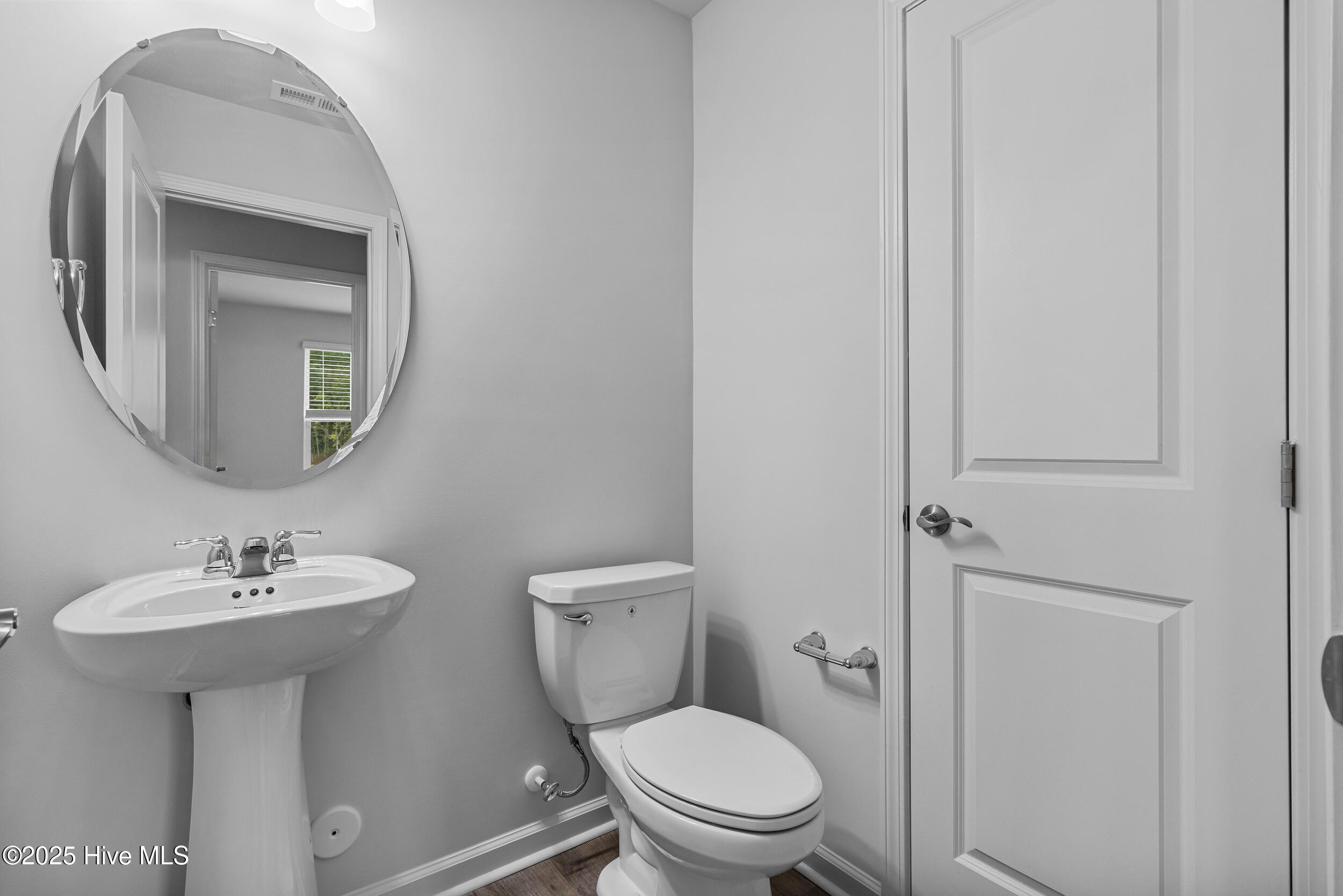 100538946 | Photo 10