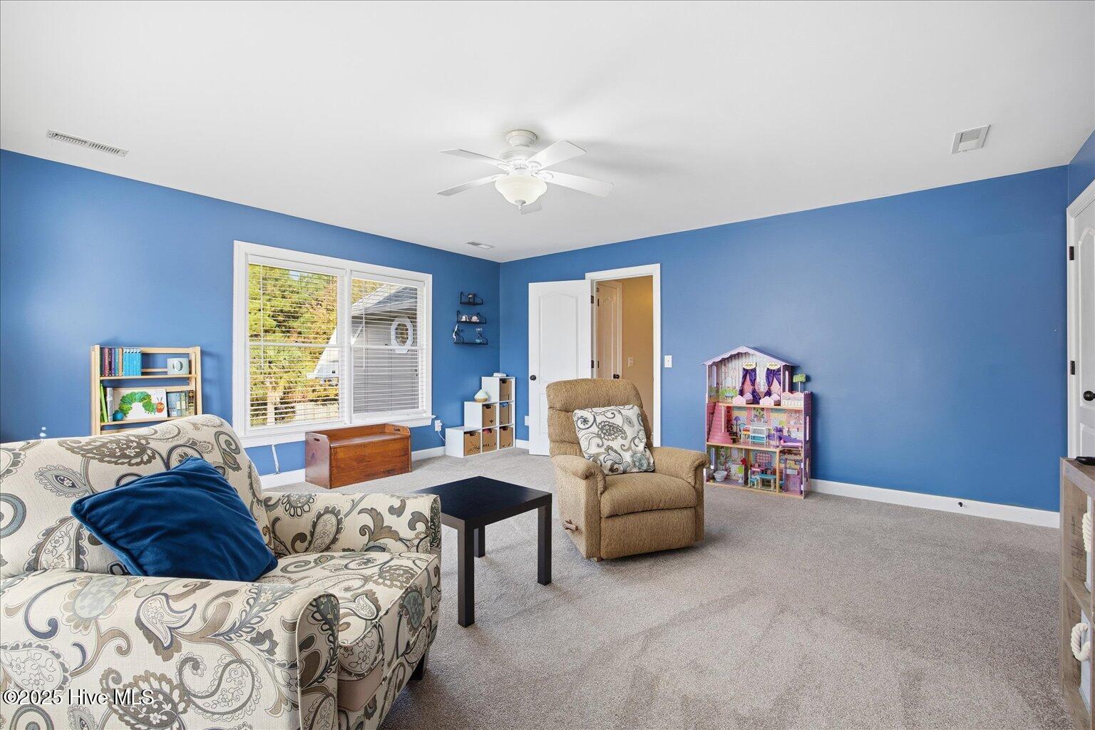 100542607 | Photo 24