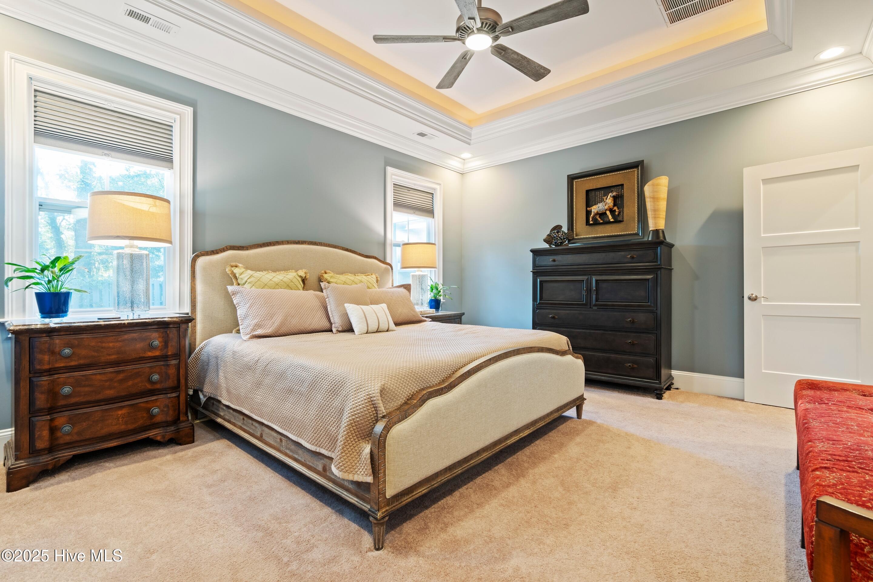 100542073 | Photo 25