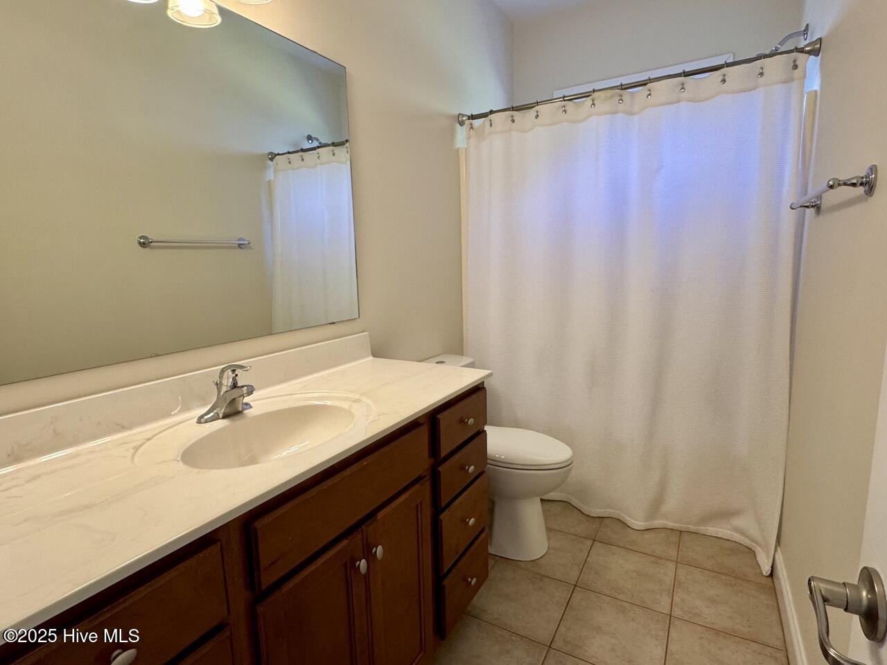 100540072 | Photo 11