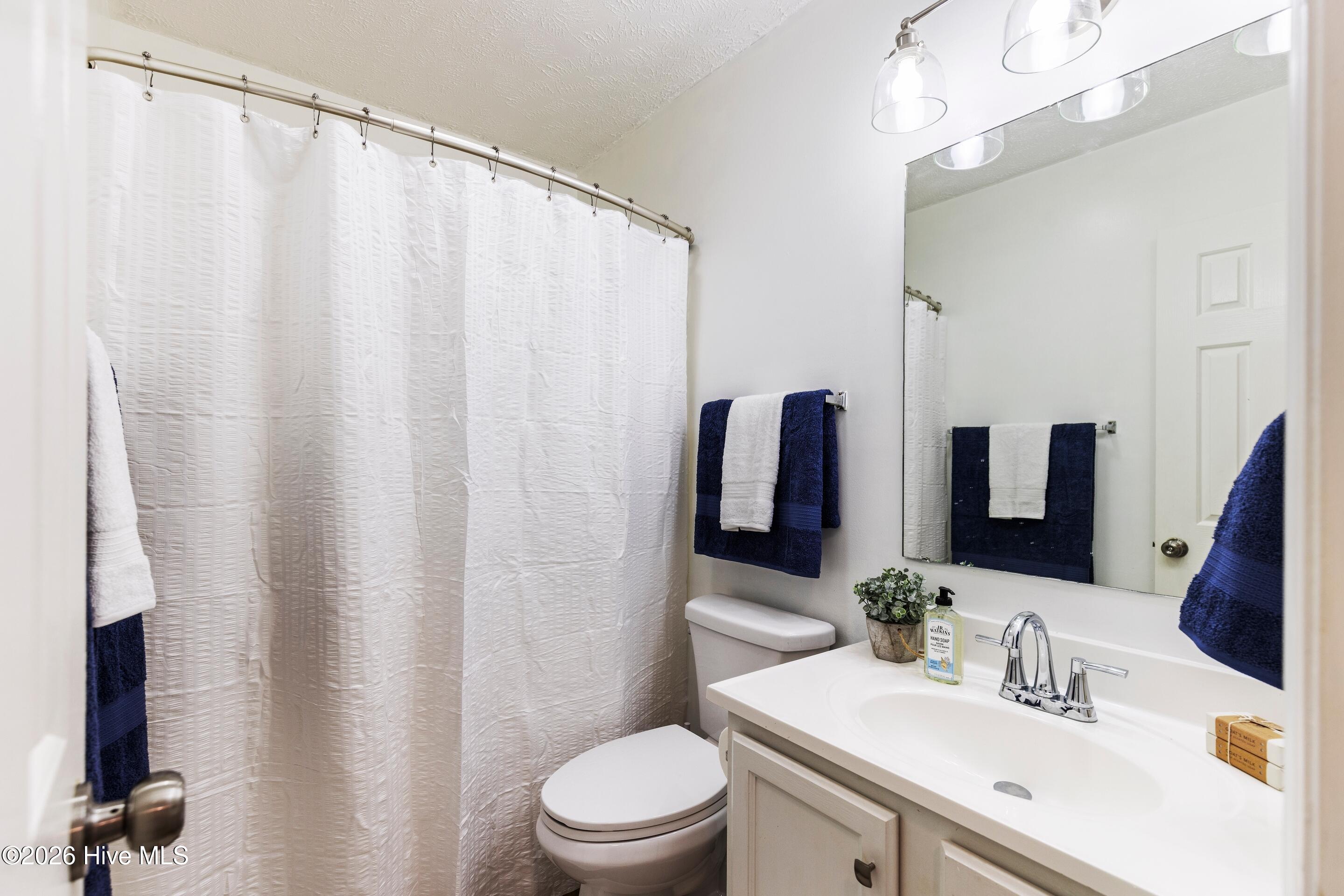 100549881 | Photo 34