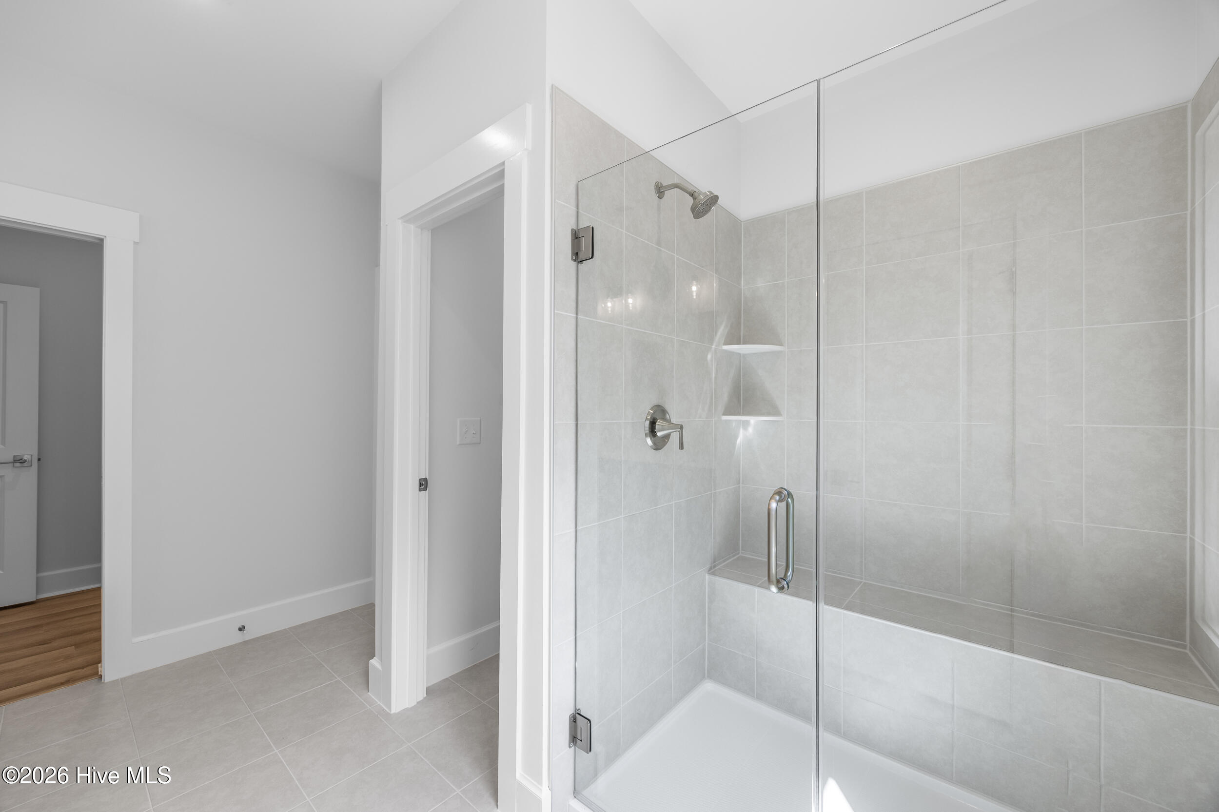 100523134 | Photo 24