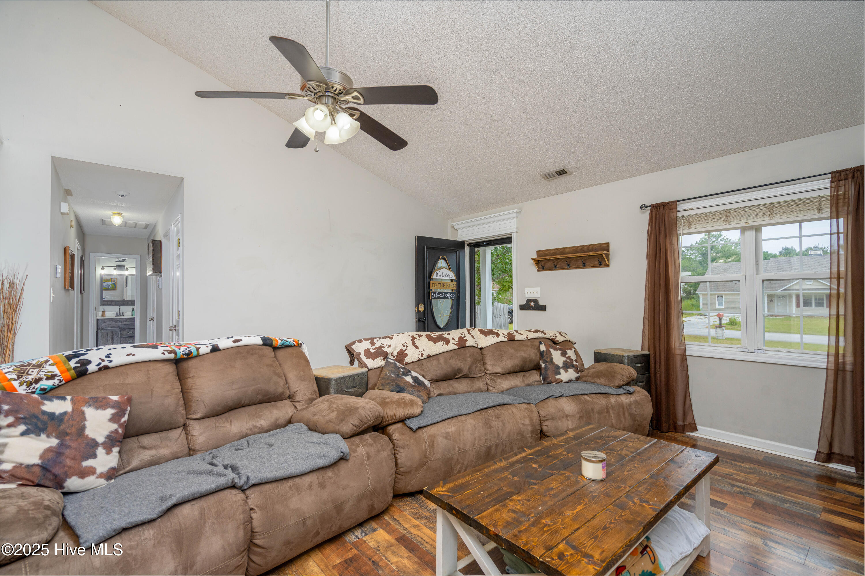 108 Quail Creek Drive, Hubert, NC 28539 – photo 3: 108 Quail Creek-2