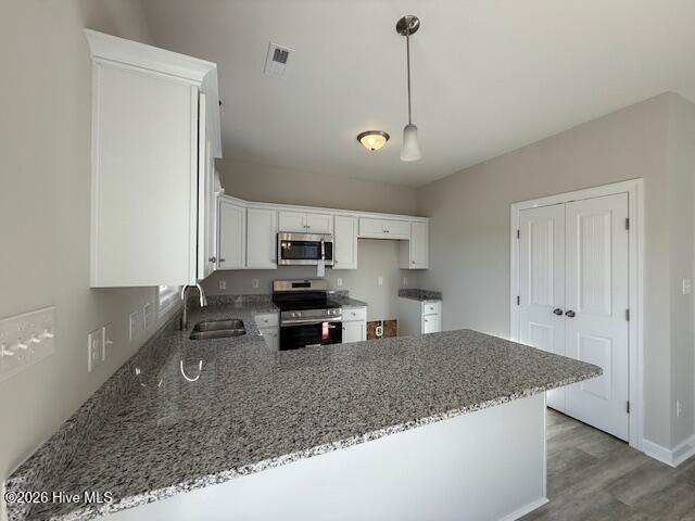 100538843 | Photo 54