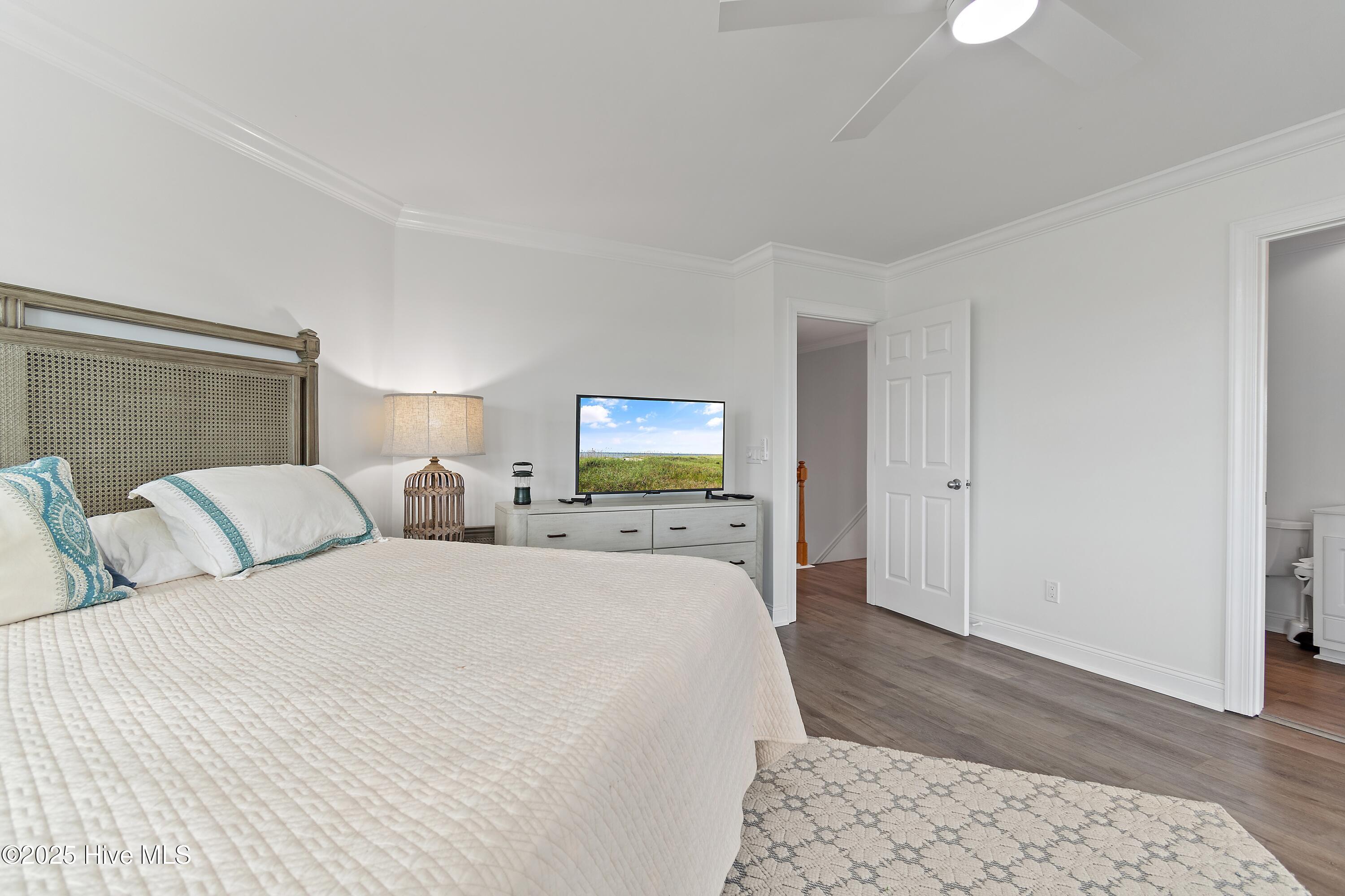 100536702 | Photo 84