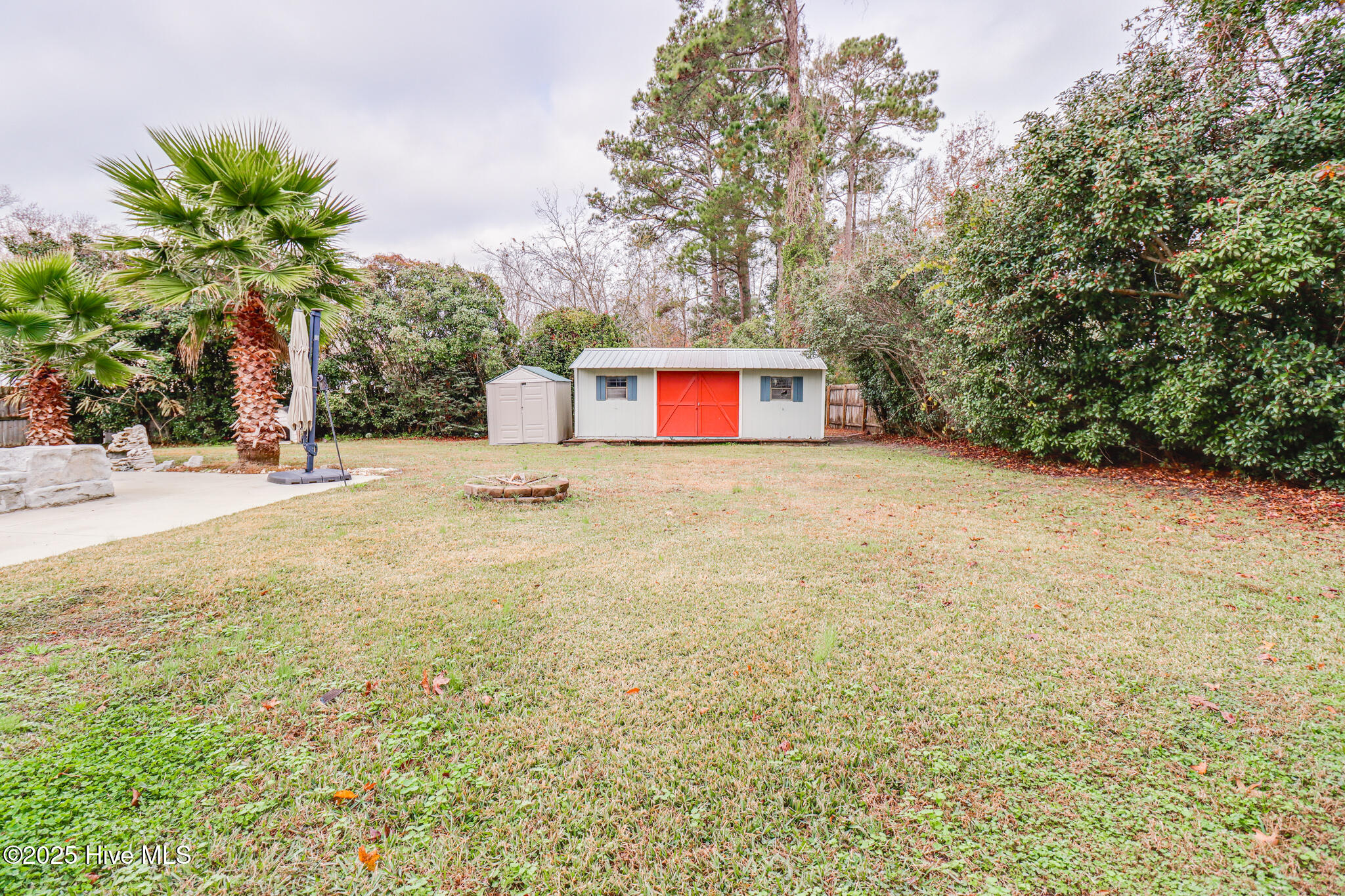 100544057 | Photo 38