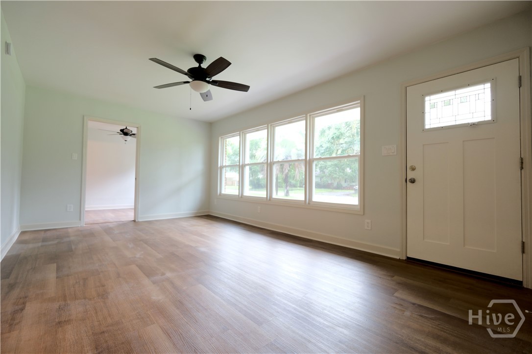 LOTS OF NATURAL LIGHT