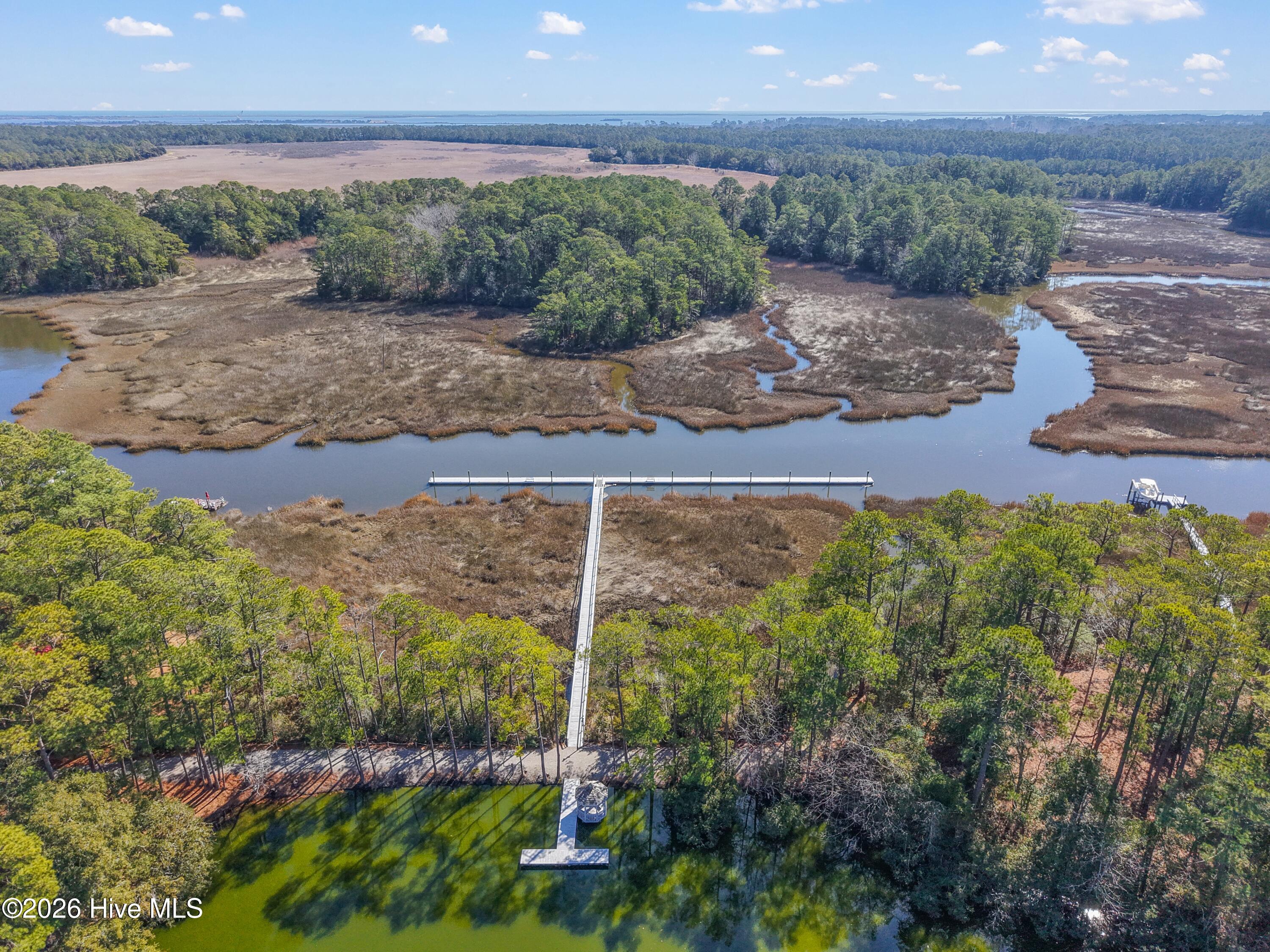 100555645 | Photo 55