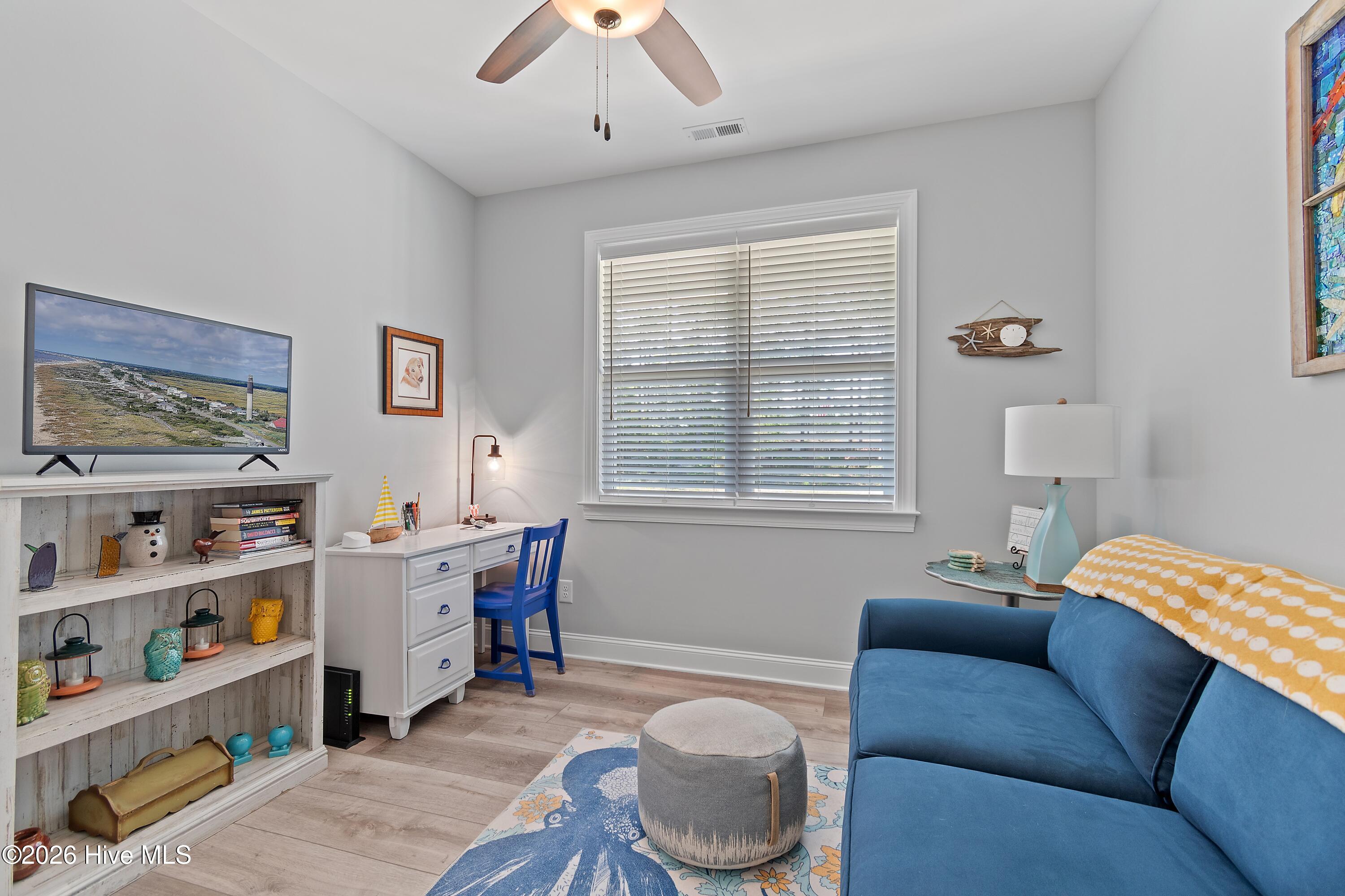 100568051 | Photo 27