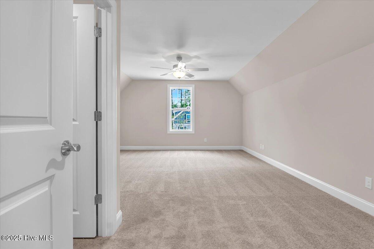 100522992 | Photo 31