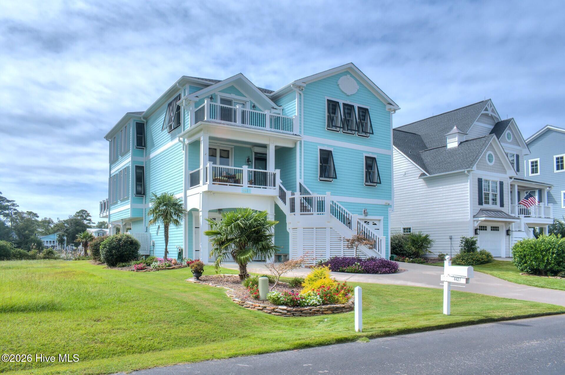 100553459 | Photo 110