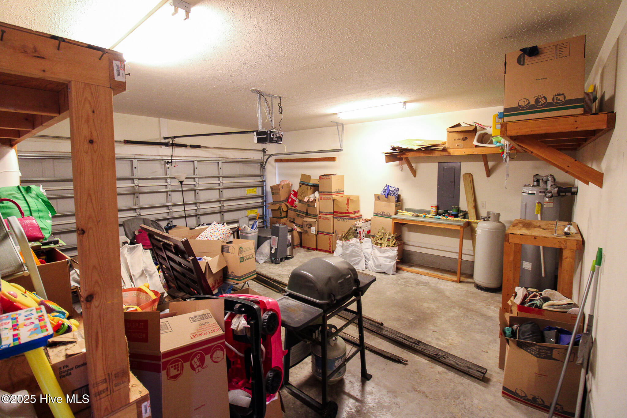 100537575 | Photo 35