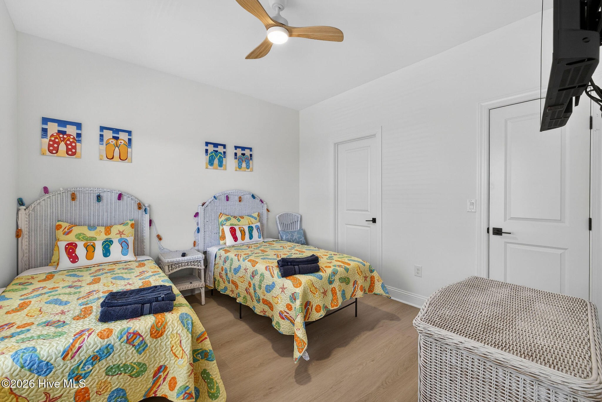 100565526 | Photo 36