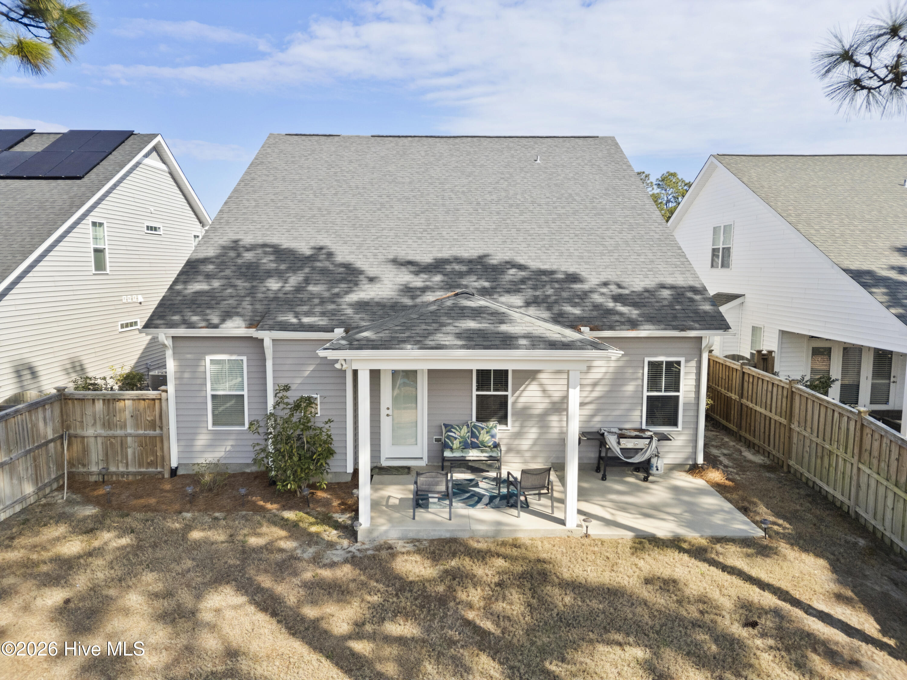 100554092 | Photo 33