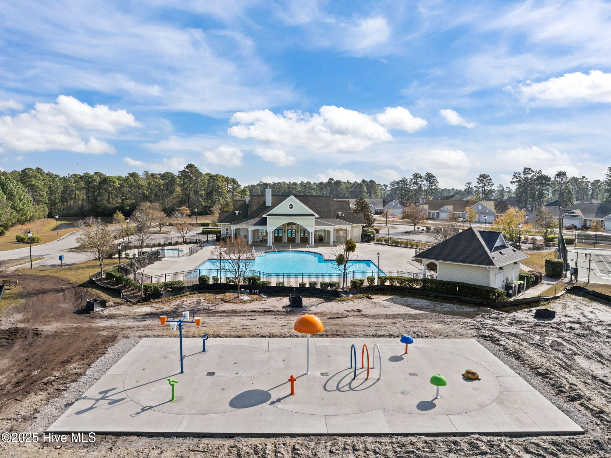 100544048 | Photo 51