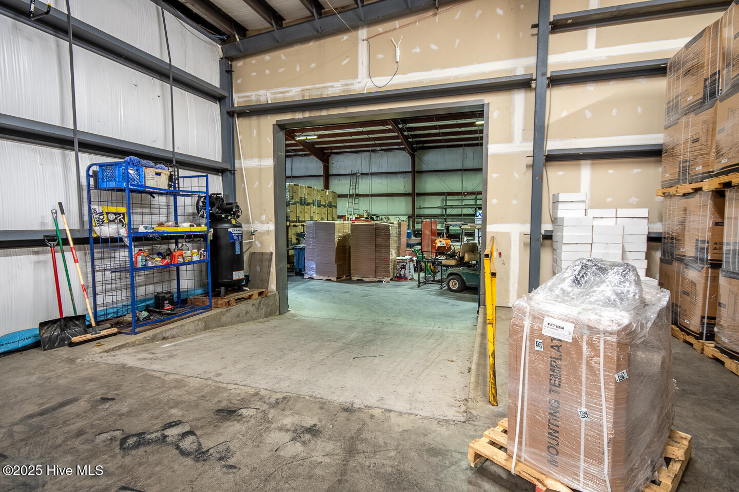 100507866 | Photo 31