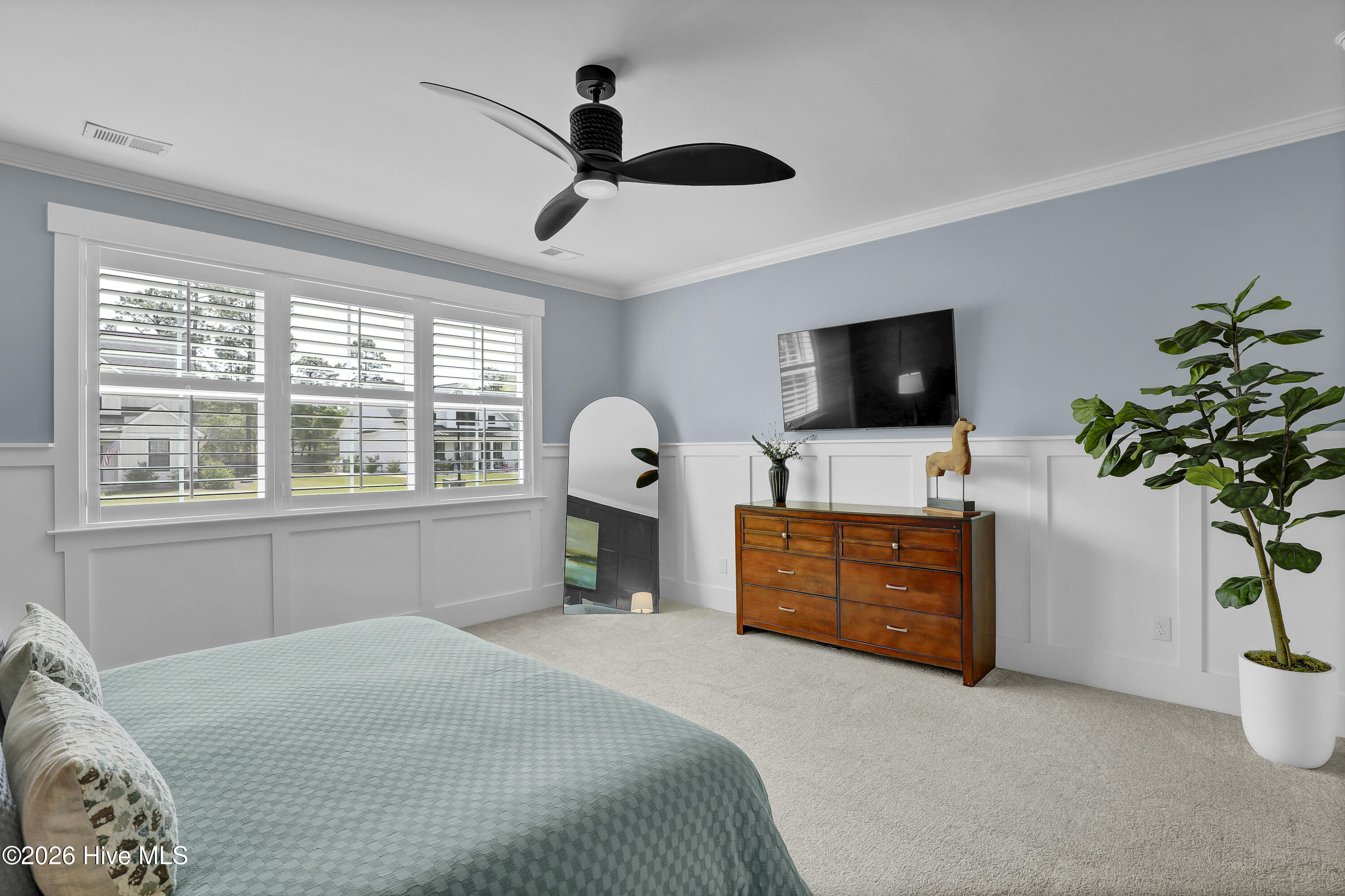 100567366 | Photo 19