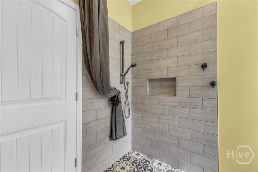 182 Old River Road, Bloomingdale, GA, 31302