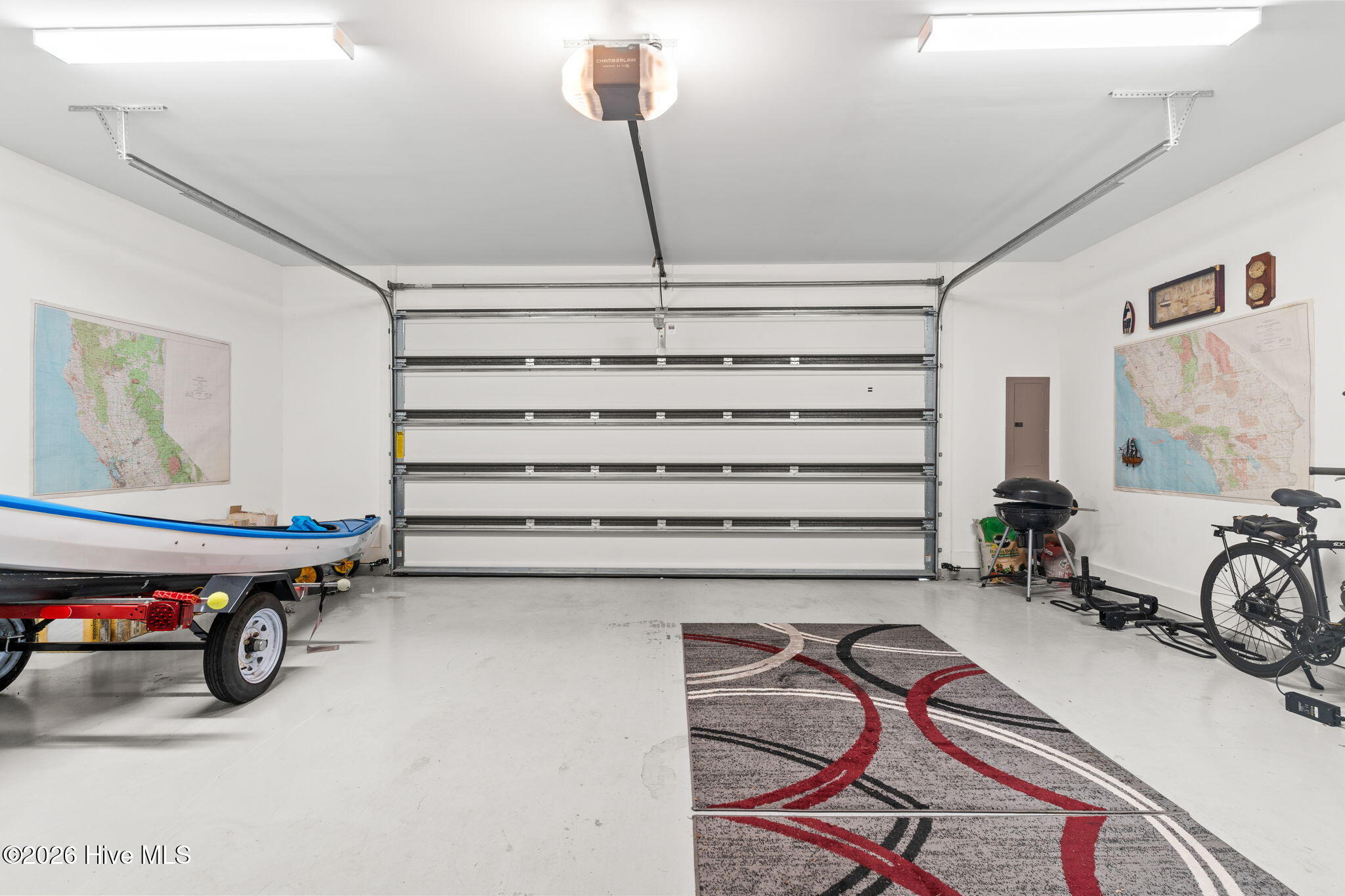 100569048 | Photo 39