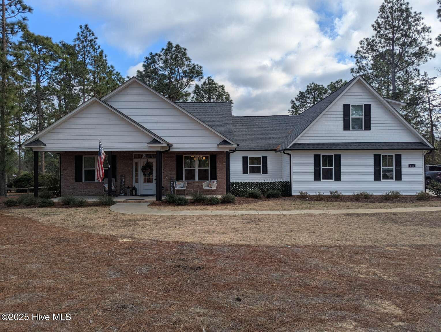 Homes for sale in West End, NC | 120 E Devonshire Ave, West End, NC 27376 | MLS# 100498349