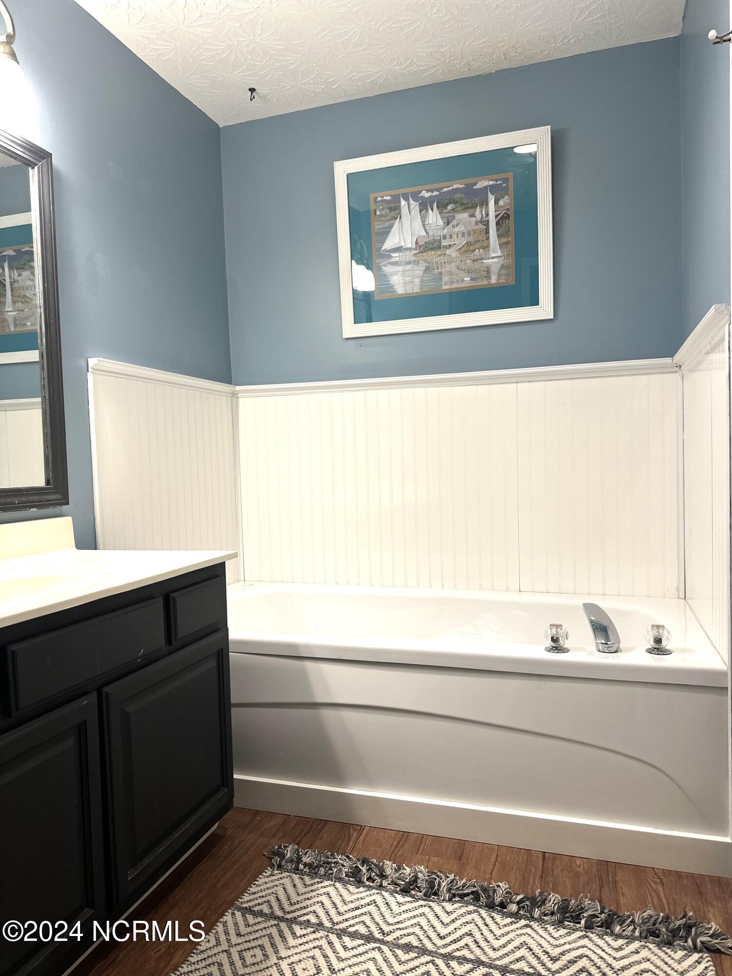 100551798 | Photo 18