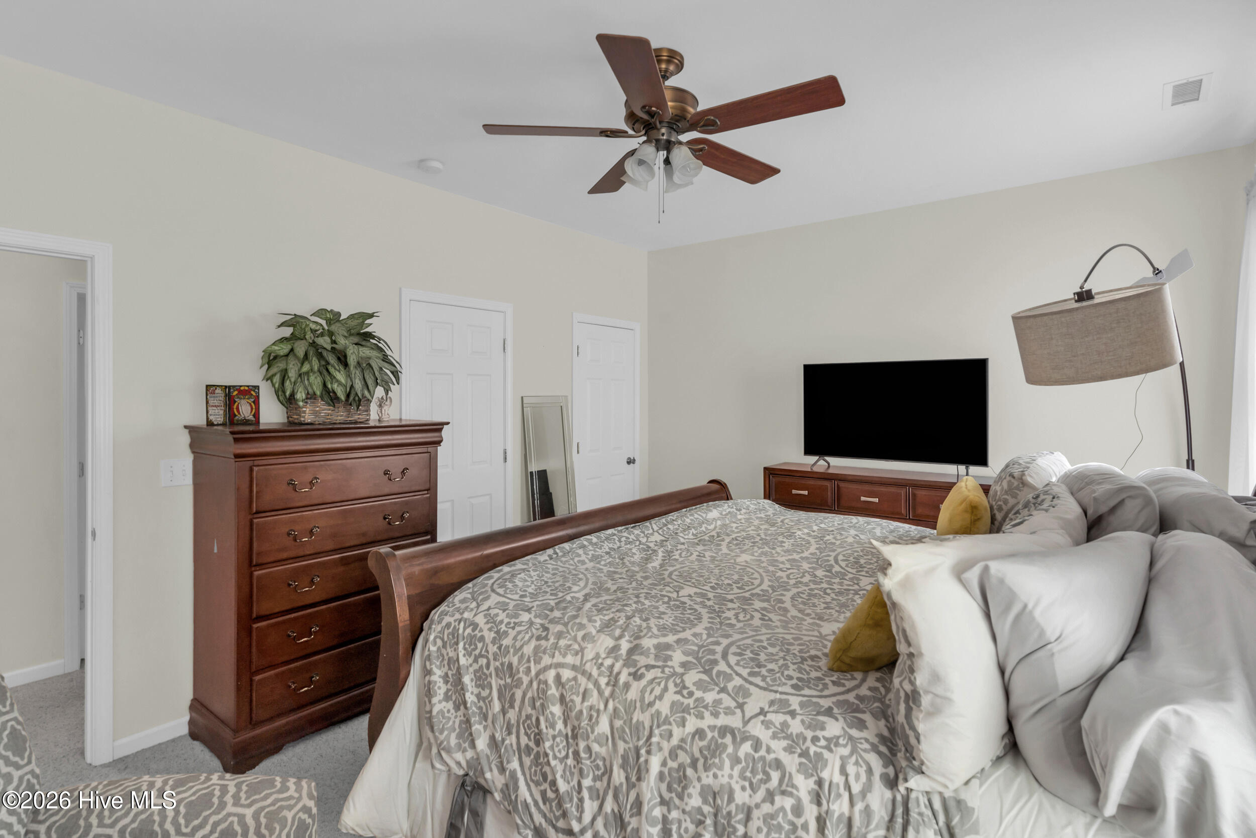 100552694 | Photo 16