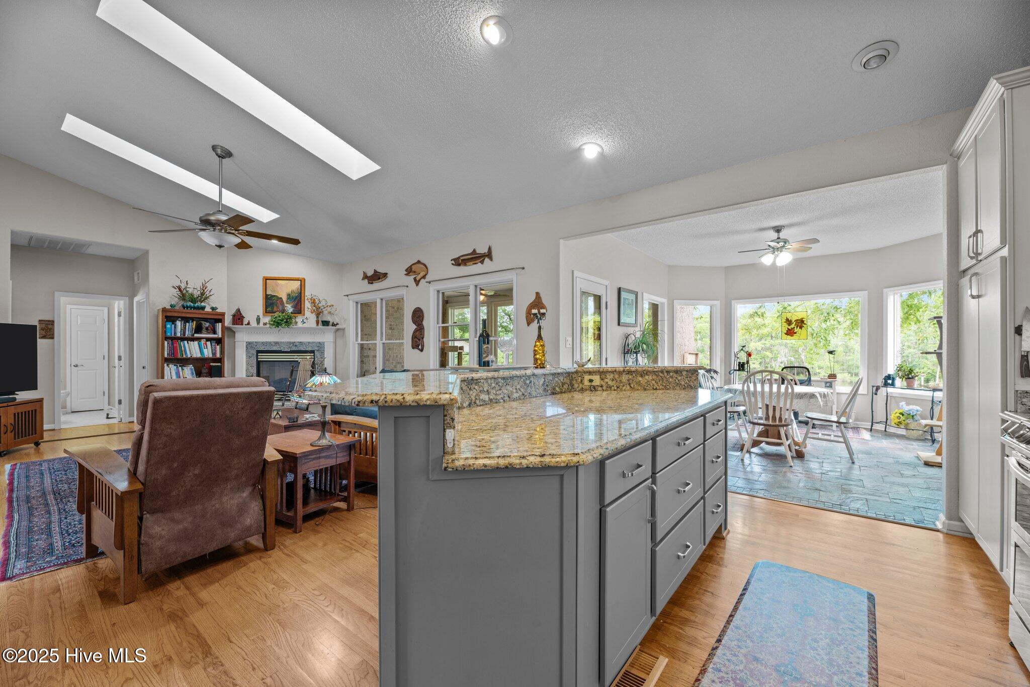 220 Shoreline Drive, New Bern, NC, 28562