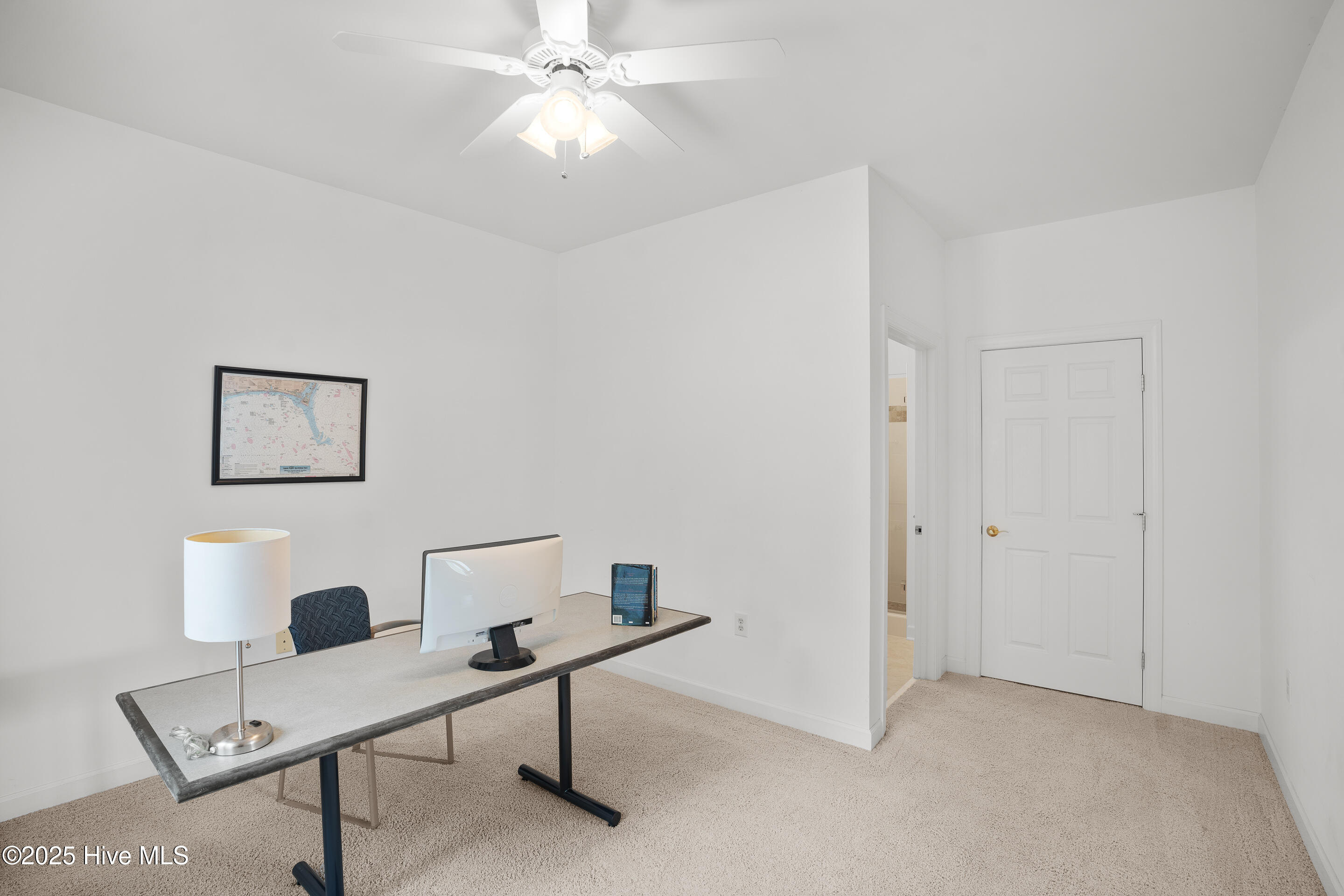 100526442 | Photo 15