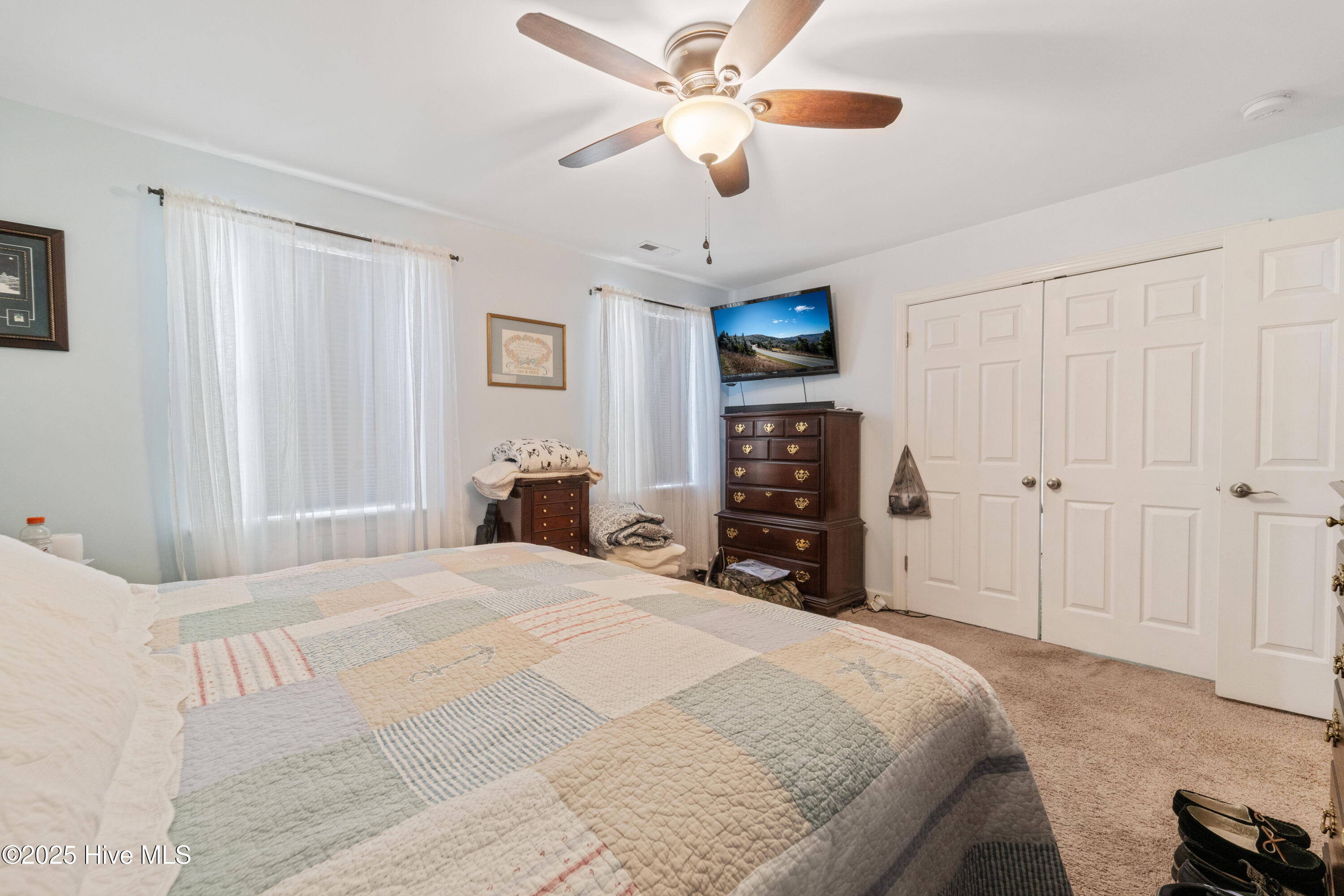 100546959 | Photo 23