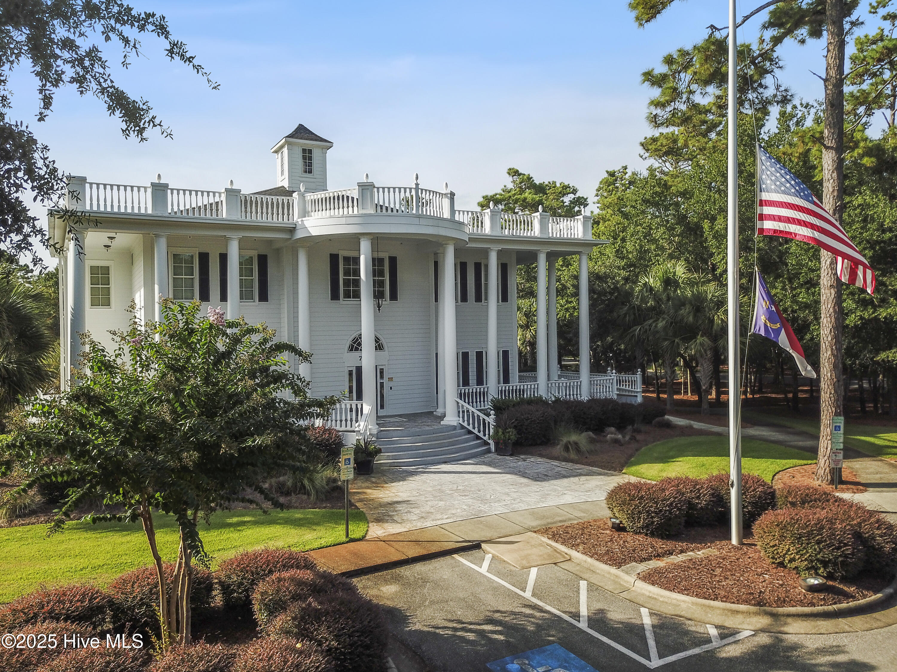 100495133 | Photo 10