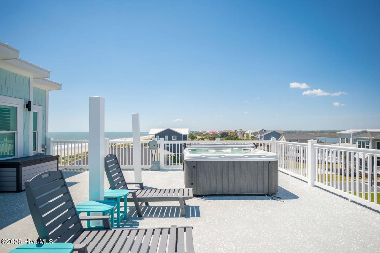 100560212 | Photo 97