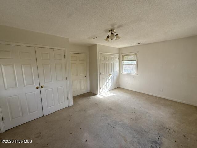 100561213 | Photo 23