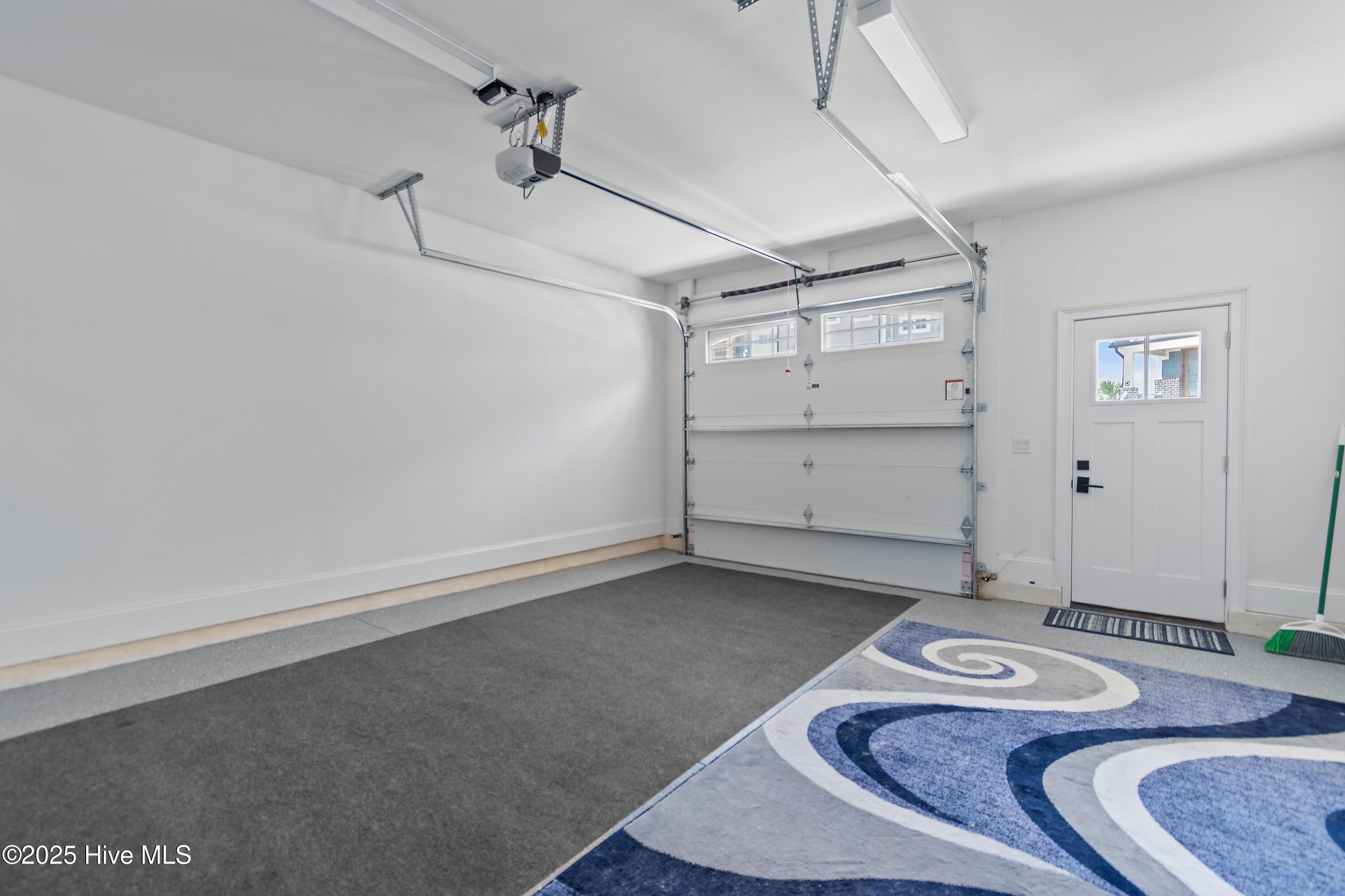 100551206 | Photo 48