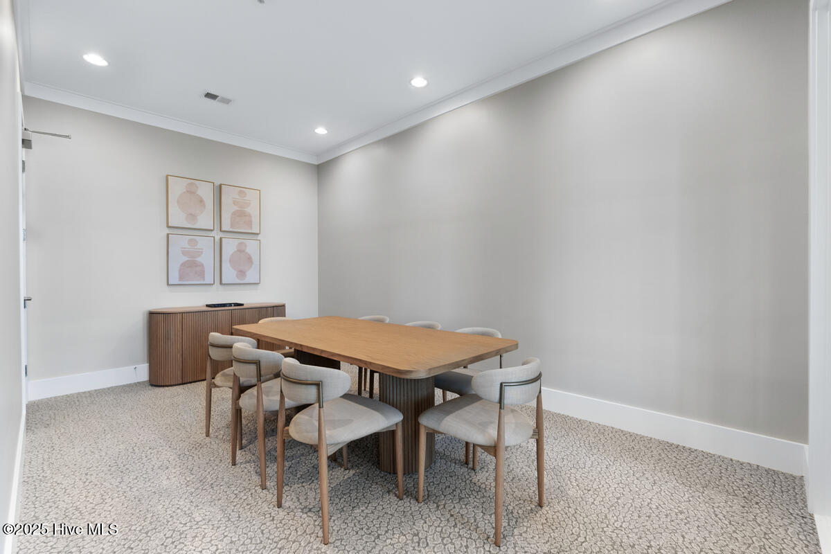 100523920 | Photo 20