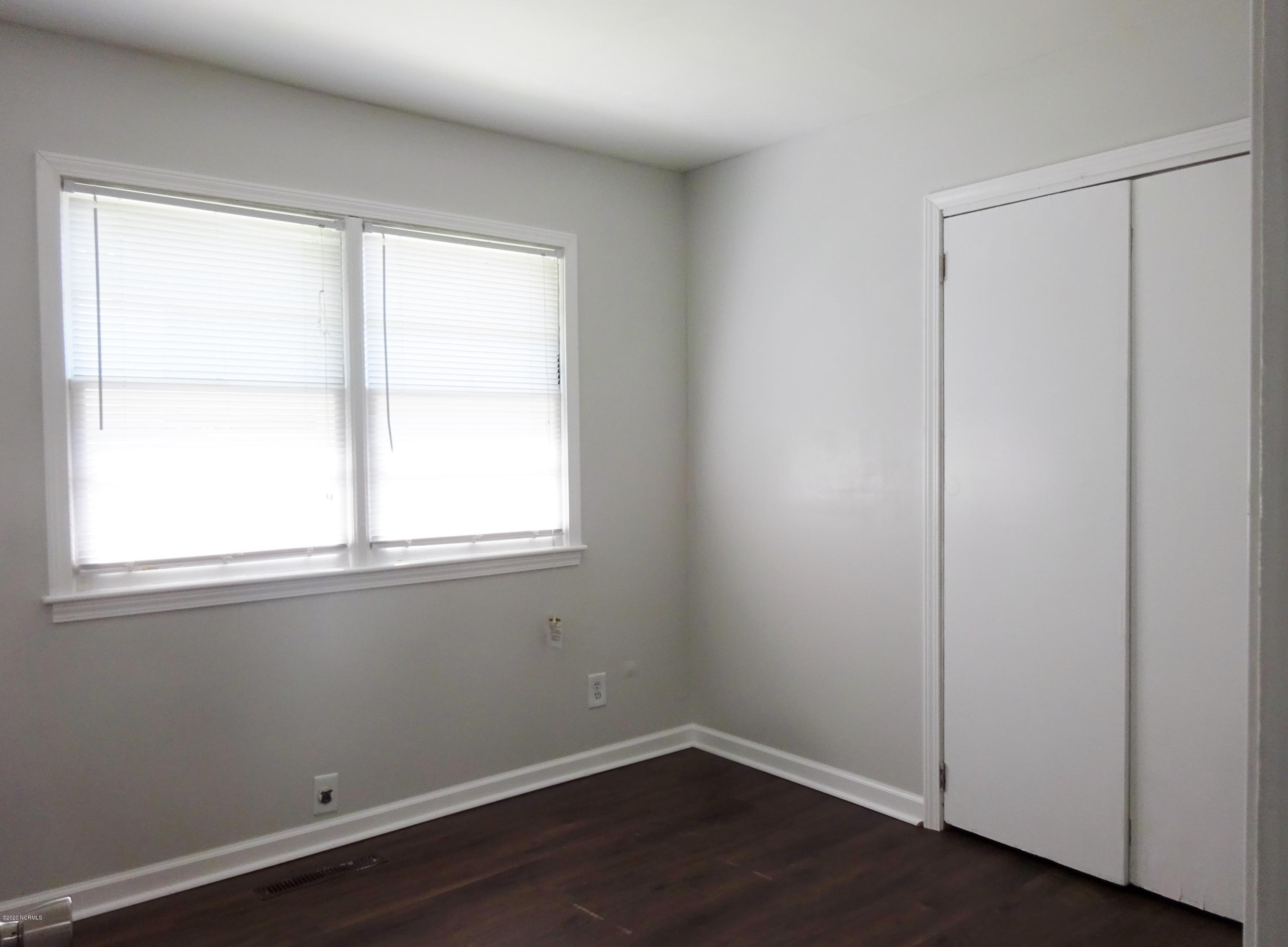 100558565 | Photo 18