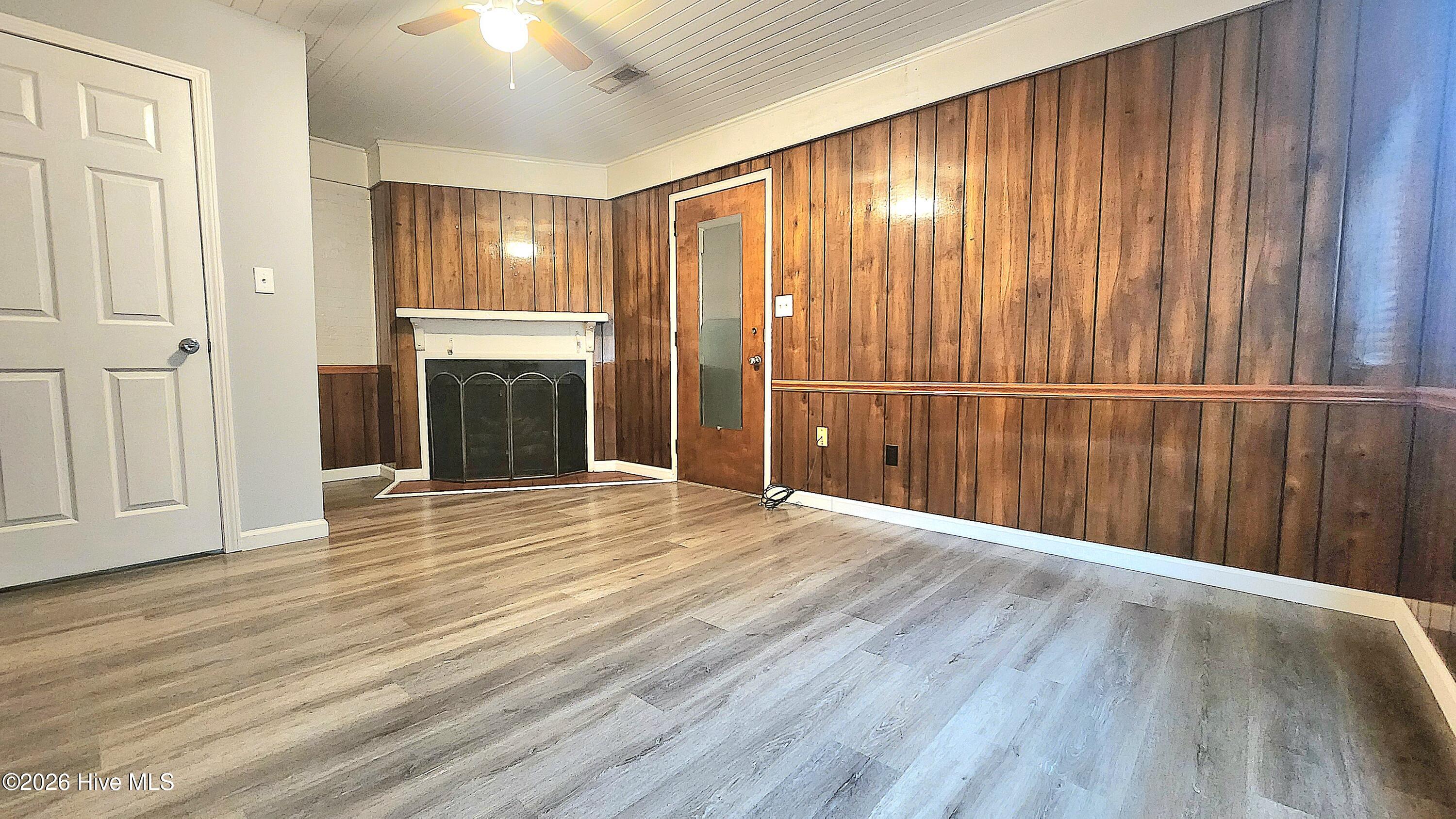 100555021 | Photo 10