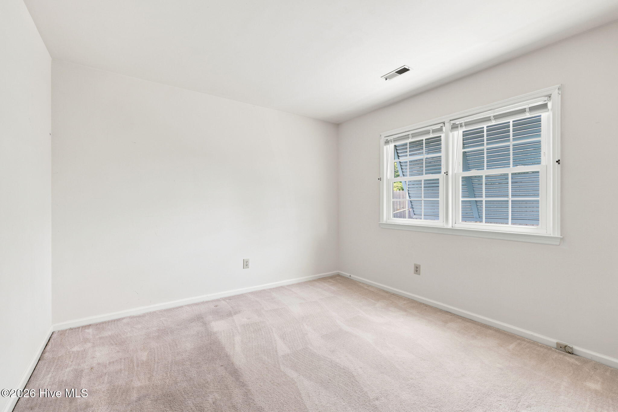 712 James Drive,Newport