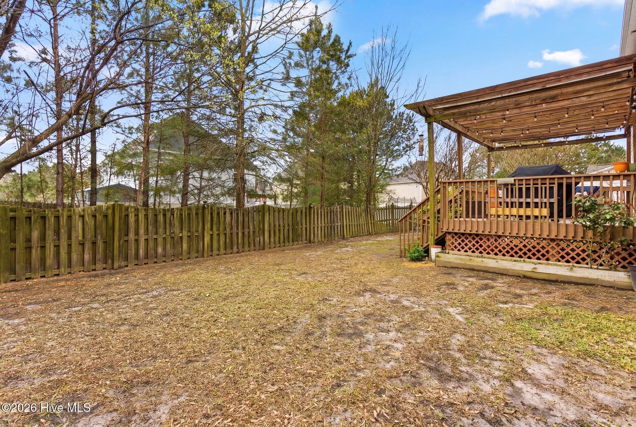 100561216 | Photo 38