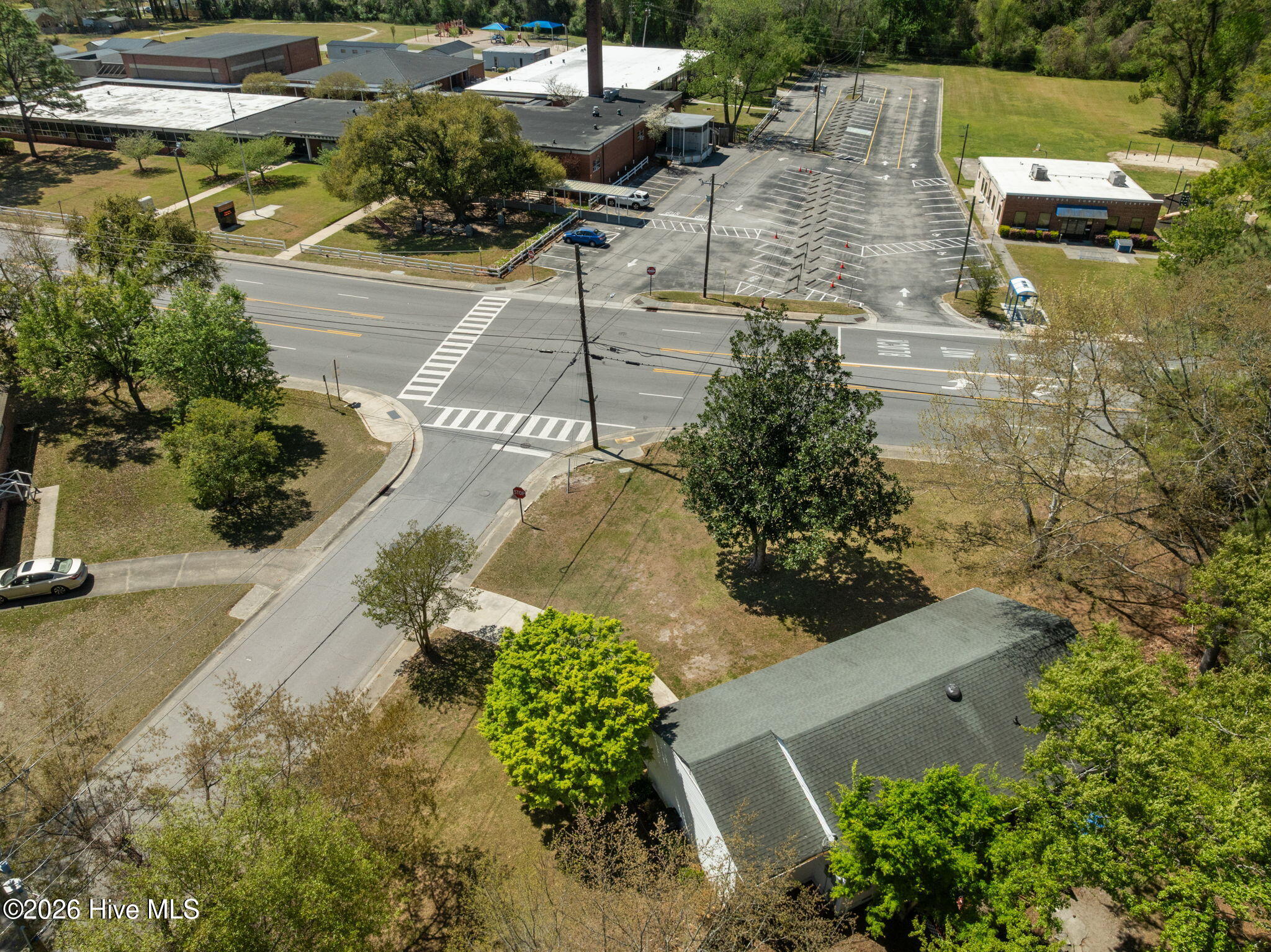 100562753 | Photo 52