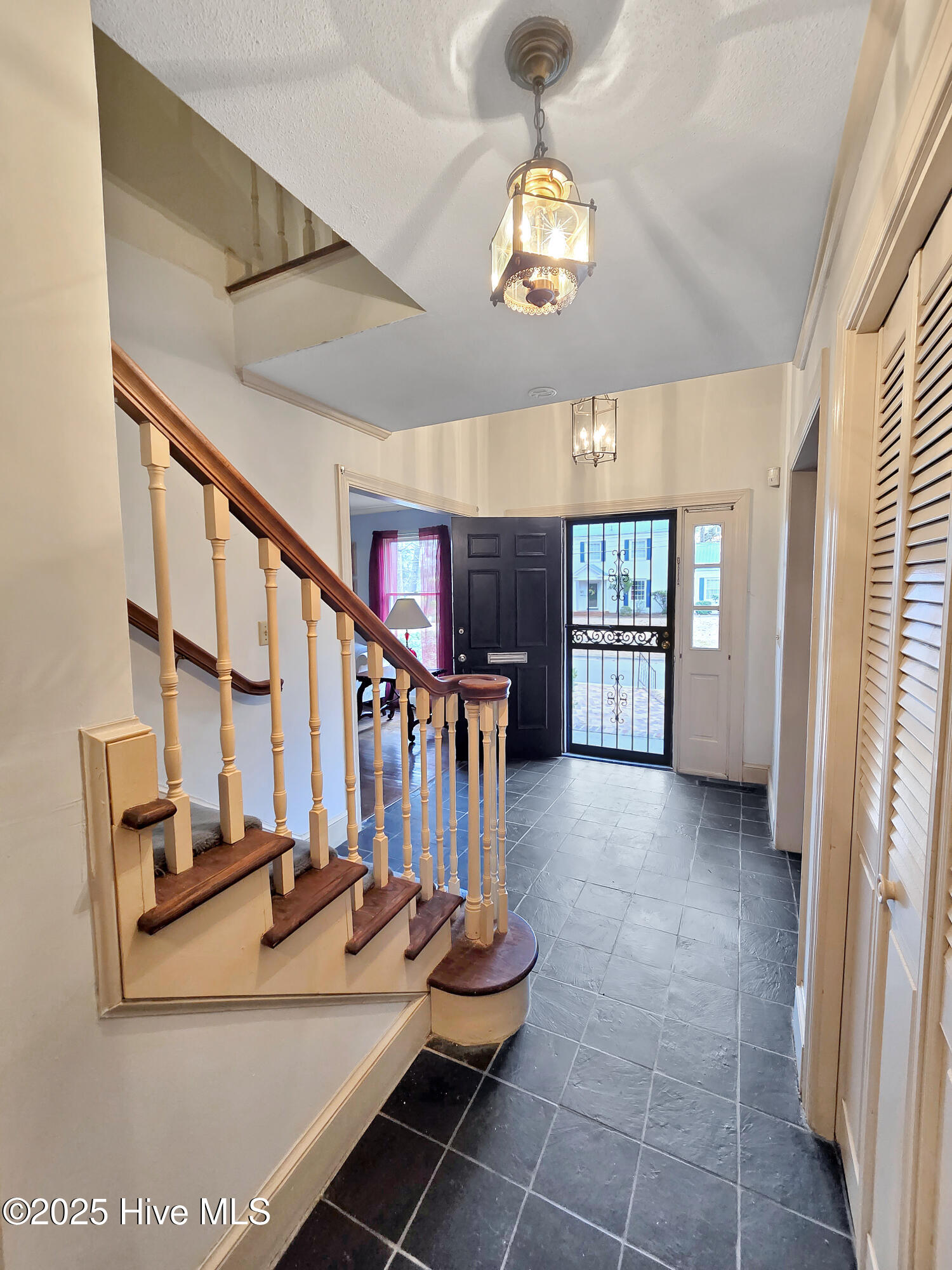 Homes for sale in Windsor, NC | 203 Crescent Dr, Windsor, NC 27983 | MLS# 100552277