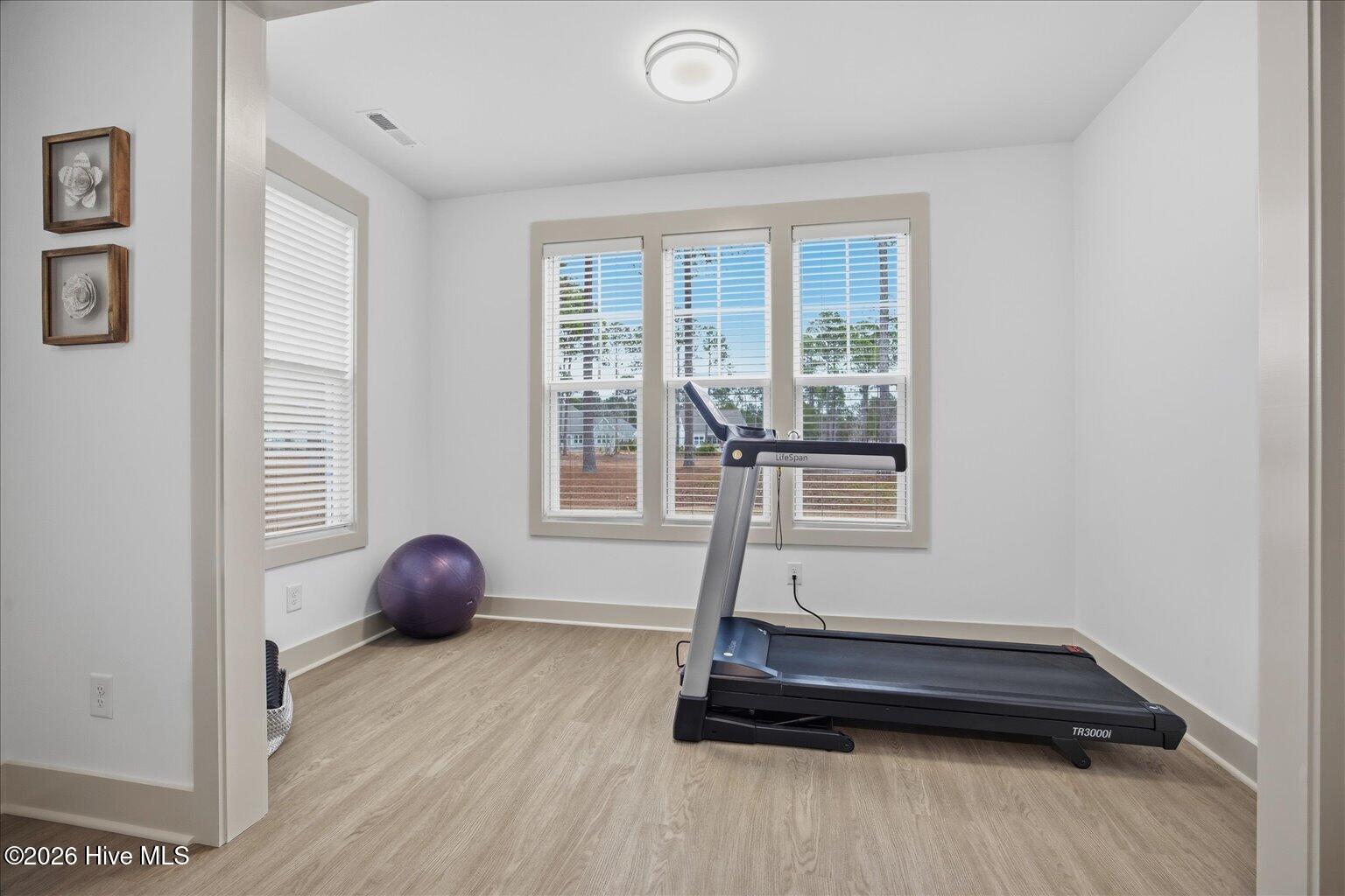 100562705 | Photo 39