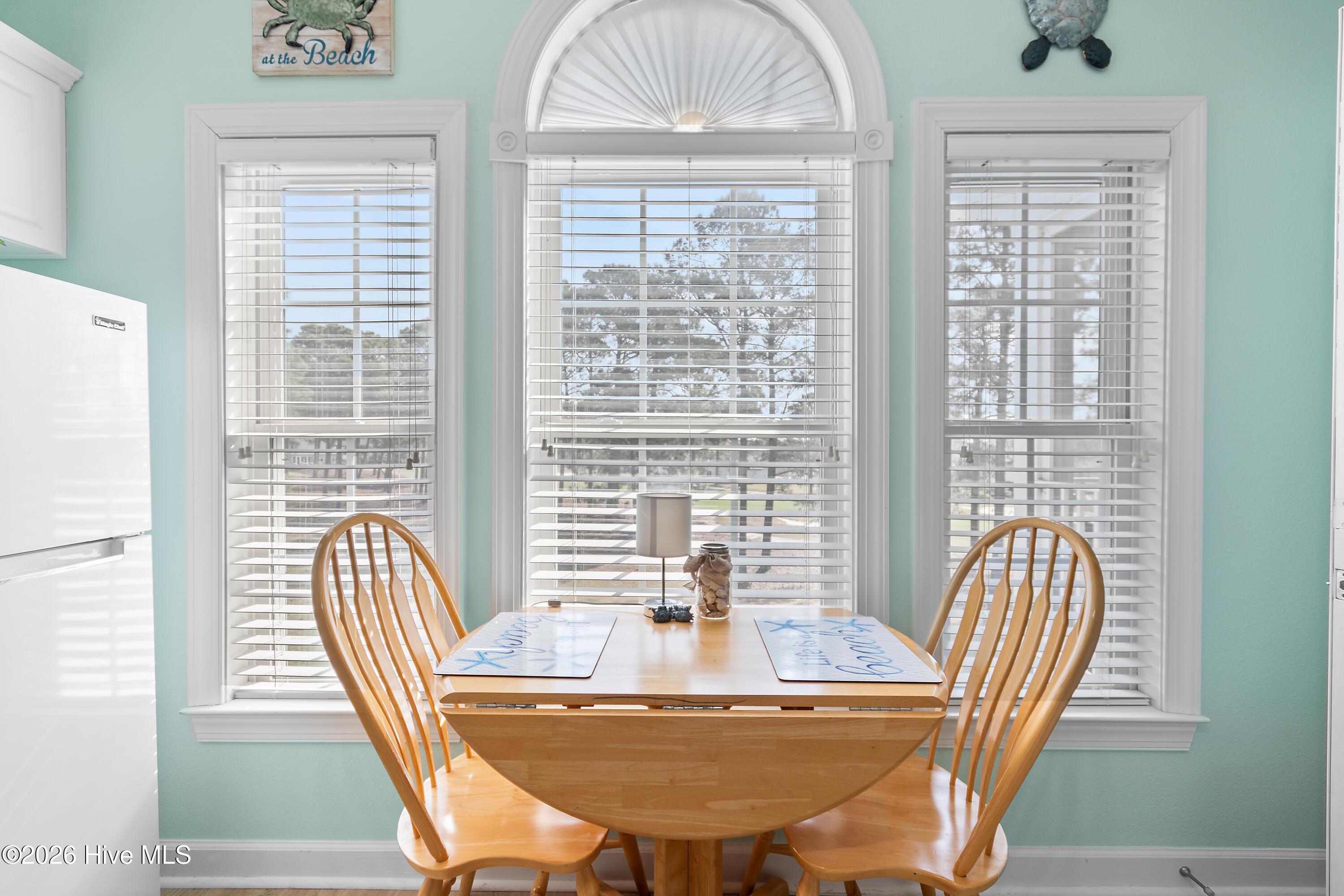 100562819 | Photo 25