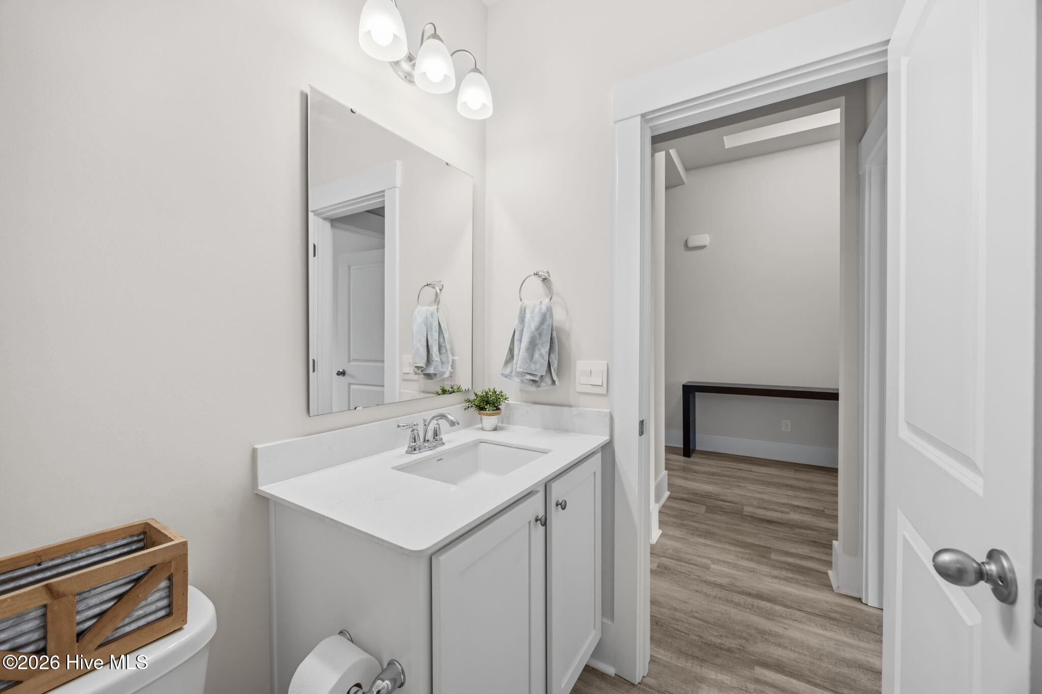 100557752 | Photo 25