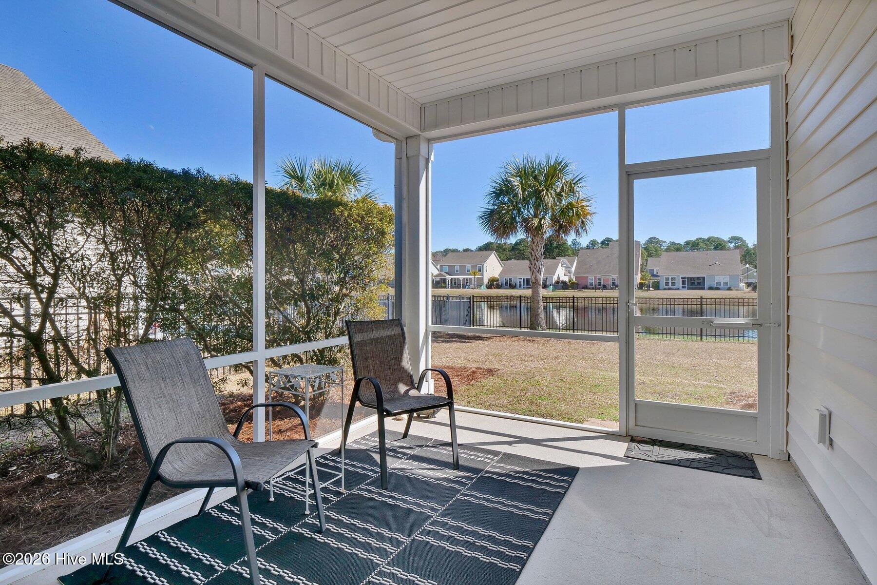 100556817 | Photo 21